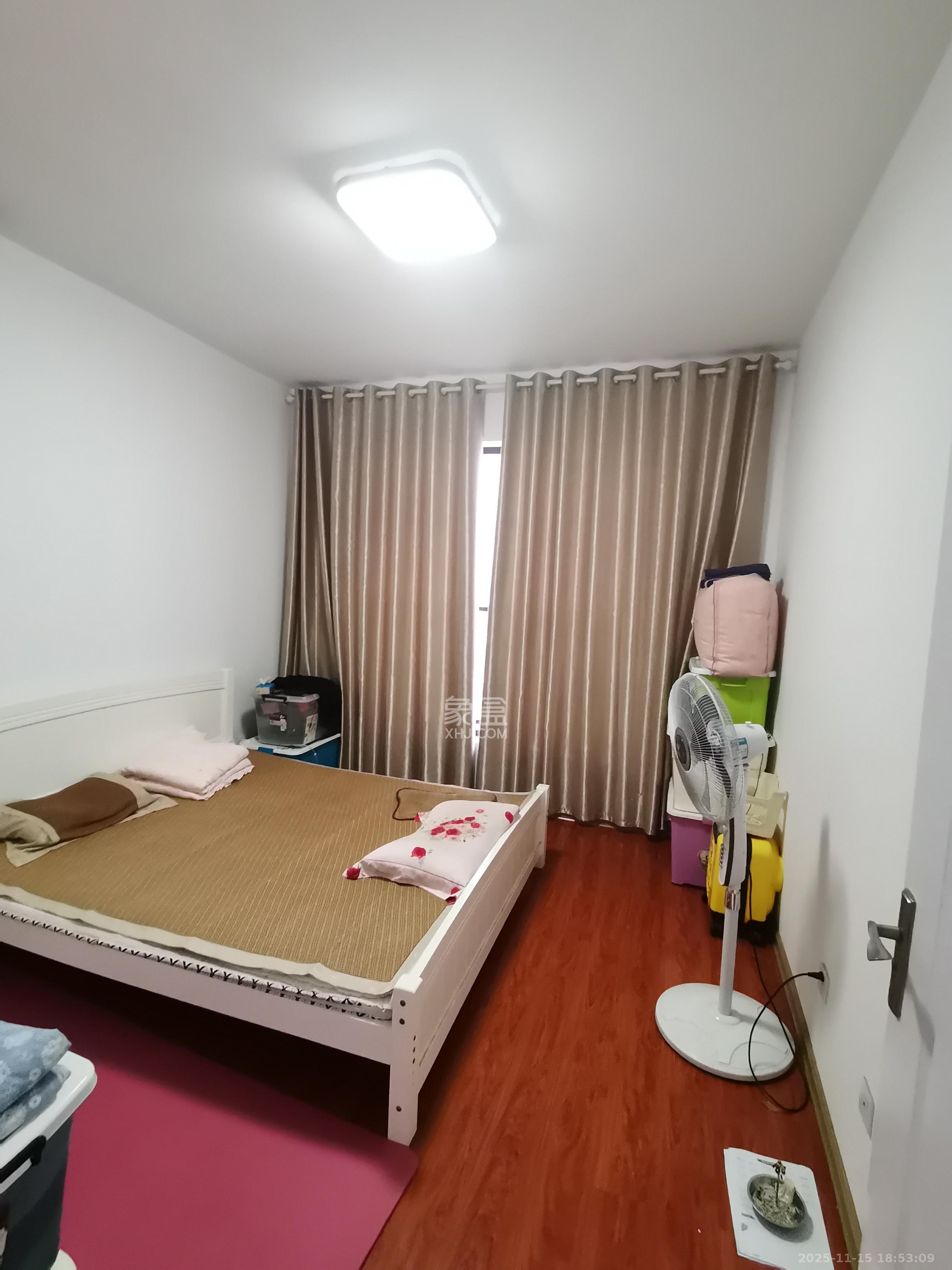 天元涉外景园C区  2室2厅1卫    2100.0元/月室内图