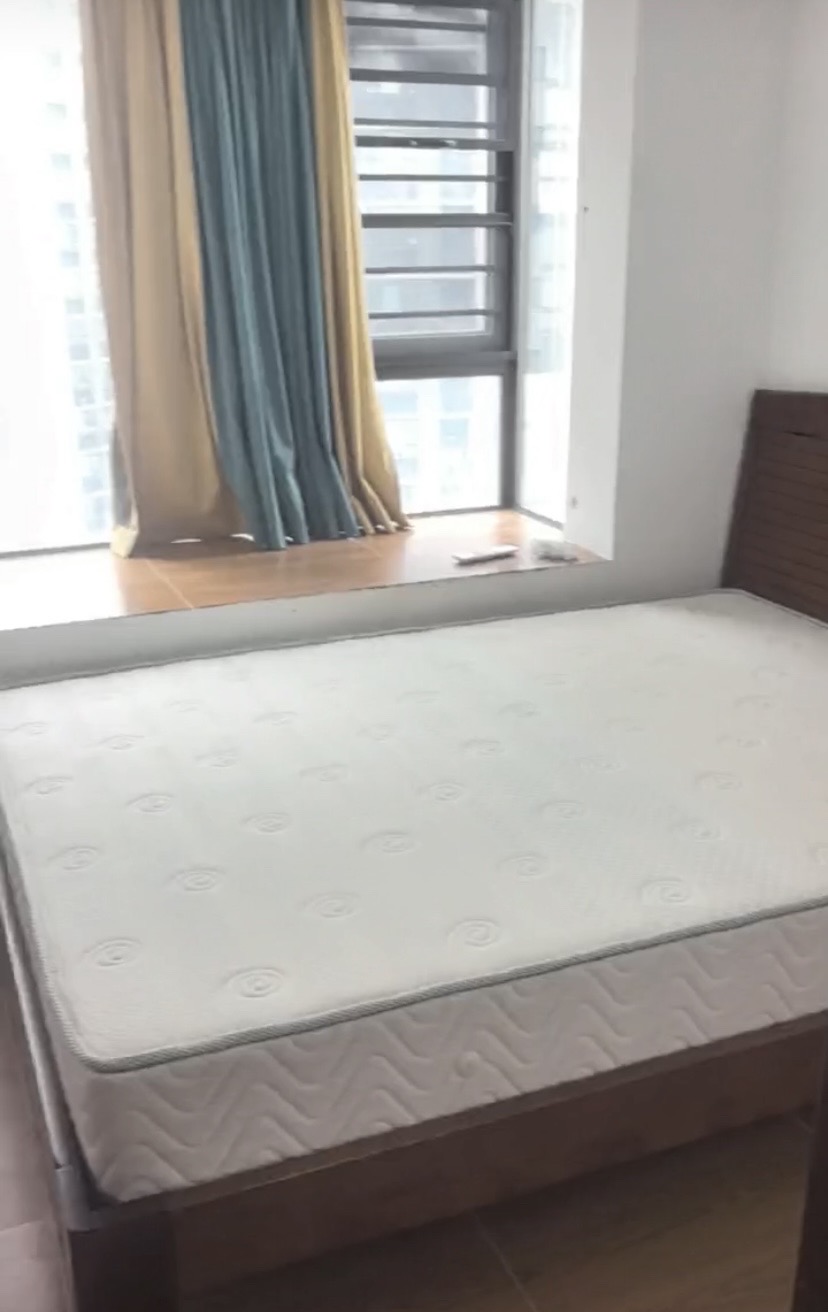 坡博家园四区 2室2厅1卫 2500.0元/月 坡博家园四区 2室2厅1卫 2500.0元/月室内图