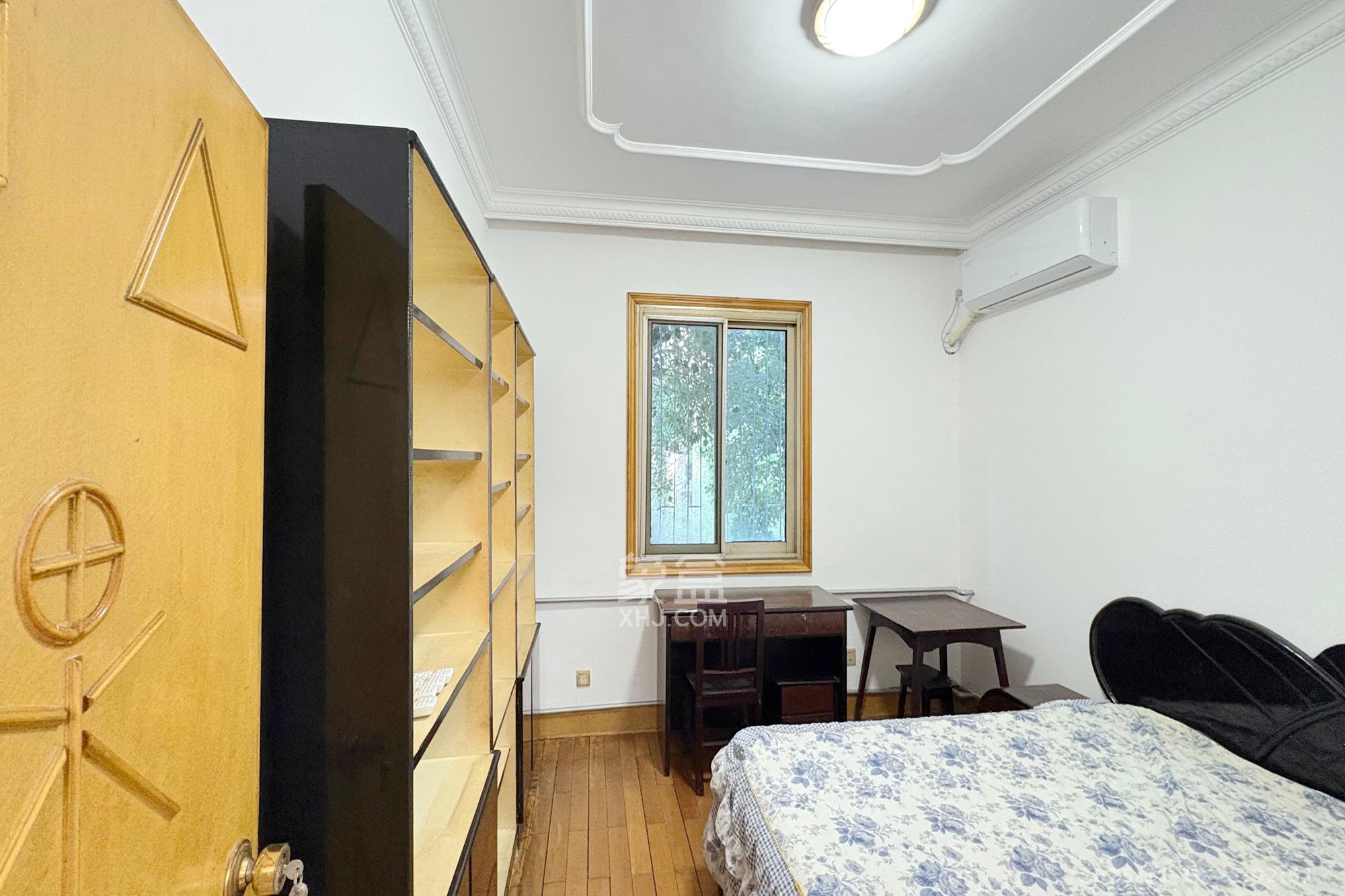 省政府五所 3室1厅1卫 100.0万 省政府五所 3室1厅1卫 100.0万卧室