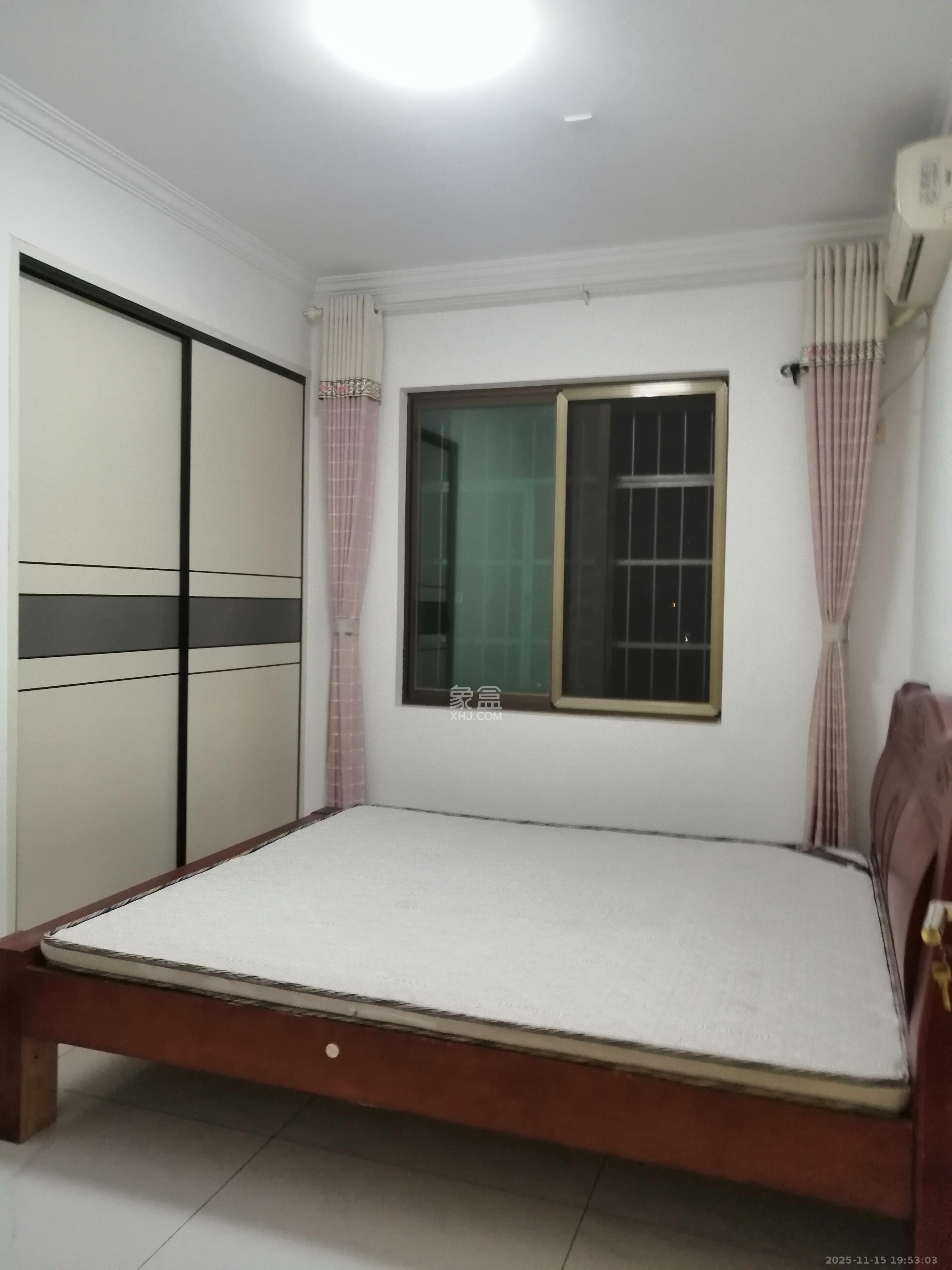 鄱阳佳郡  1室0厅0卫    1800.0元/月室内图