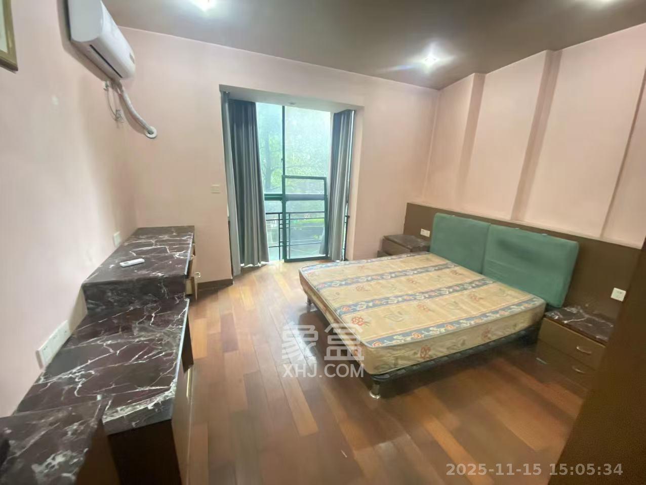 华盛家园  3室2厅2卫    2000.0元/月室内图