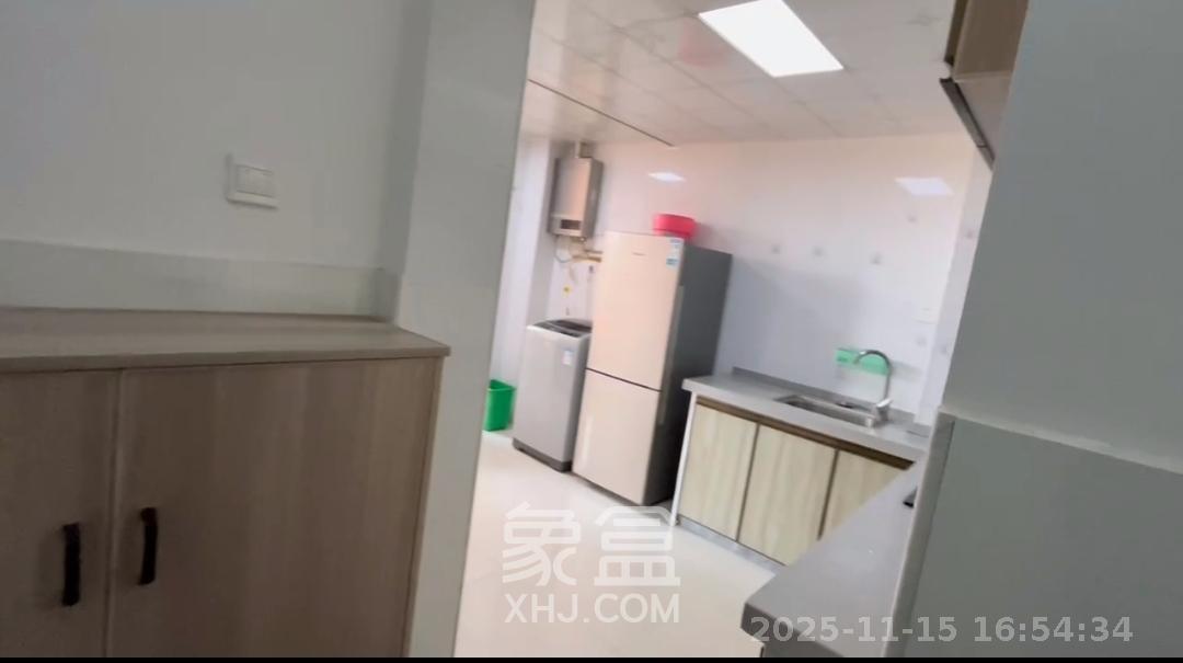 桥头家苑一期 1室1厅1卫 1050.0元/月 桥头家苑一期 1室1厅1卫 1050.0元/月室内图