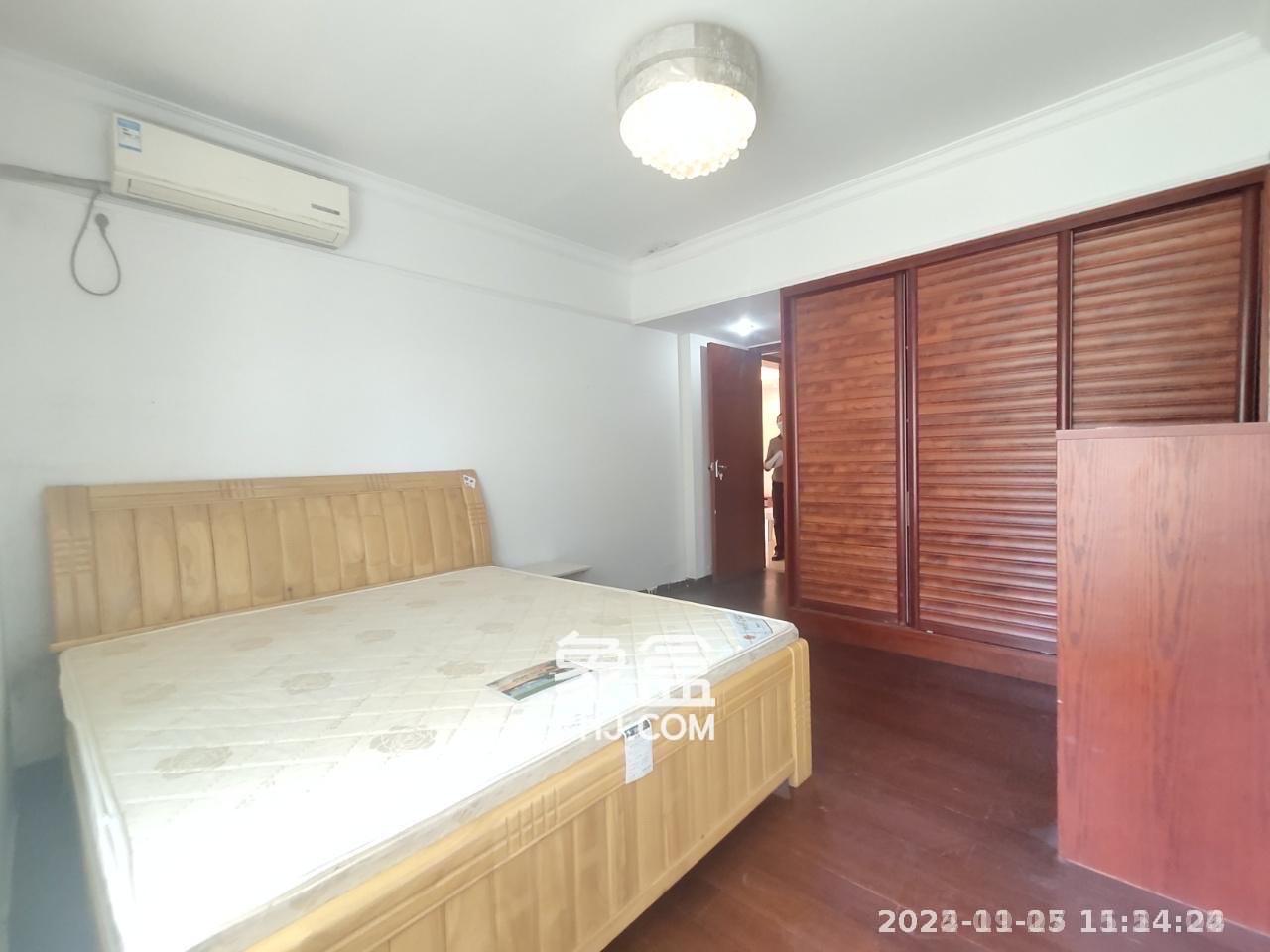 保利麓谷林语A区  1室2厅1卫    3000.0元/月室内图