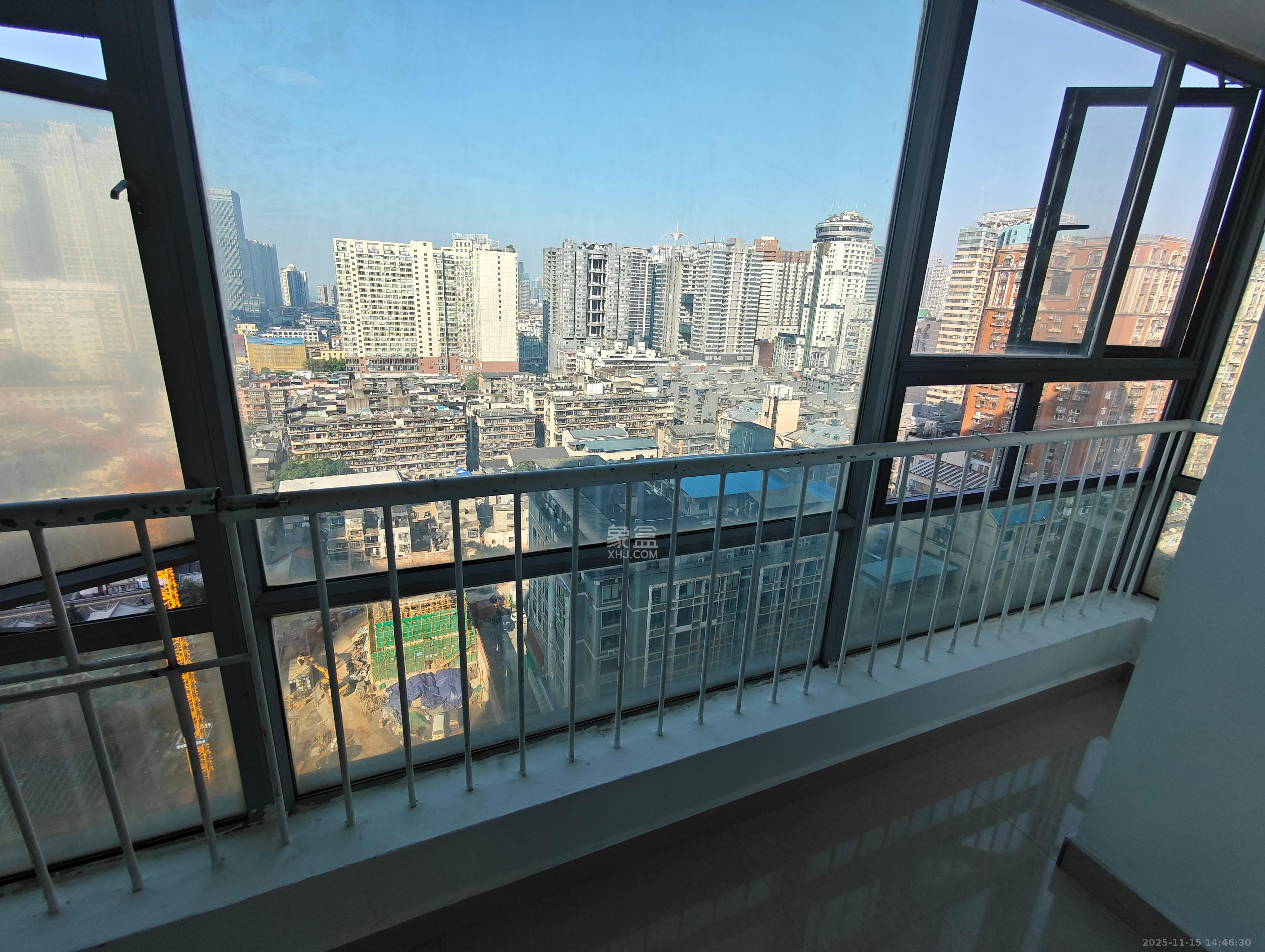 BOBO国际 3室1厅1卫 2300.0元/月 BOBO国际 3室1厅1卫 2300.0元/月室内图