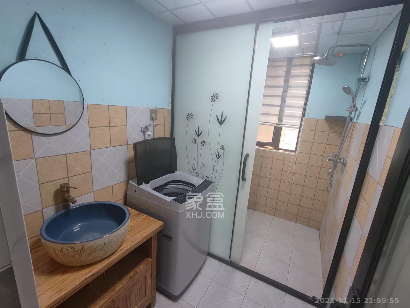 和润园三期  3室2厅1卫    2400.0元/月室内图