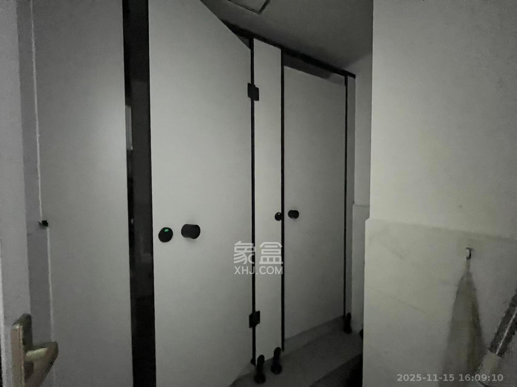 东友星座  1室0厅0卫    13000.0元/月室内图