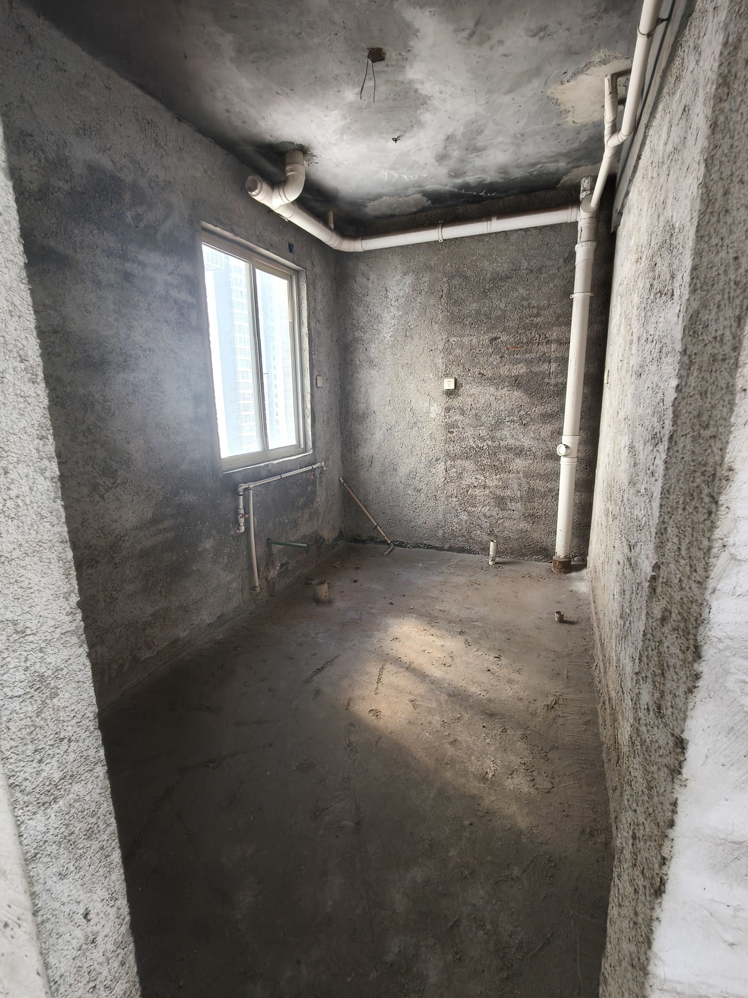 安厦鑫苑 1室0厅0卫 109.8万 安厦鑫苑 1室0厅0卫 109.8万客厅