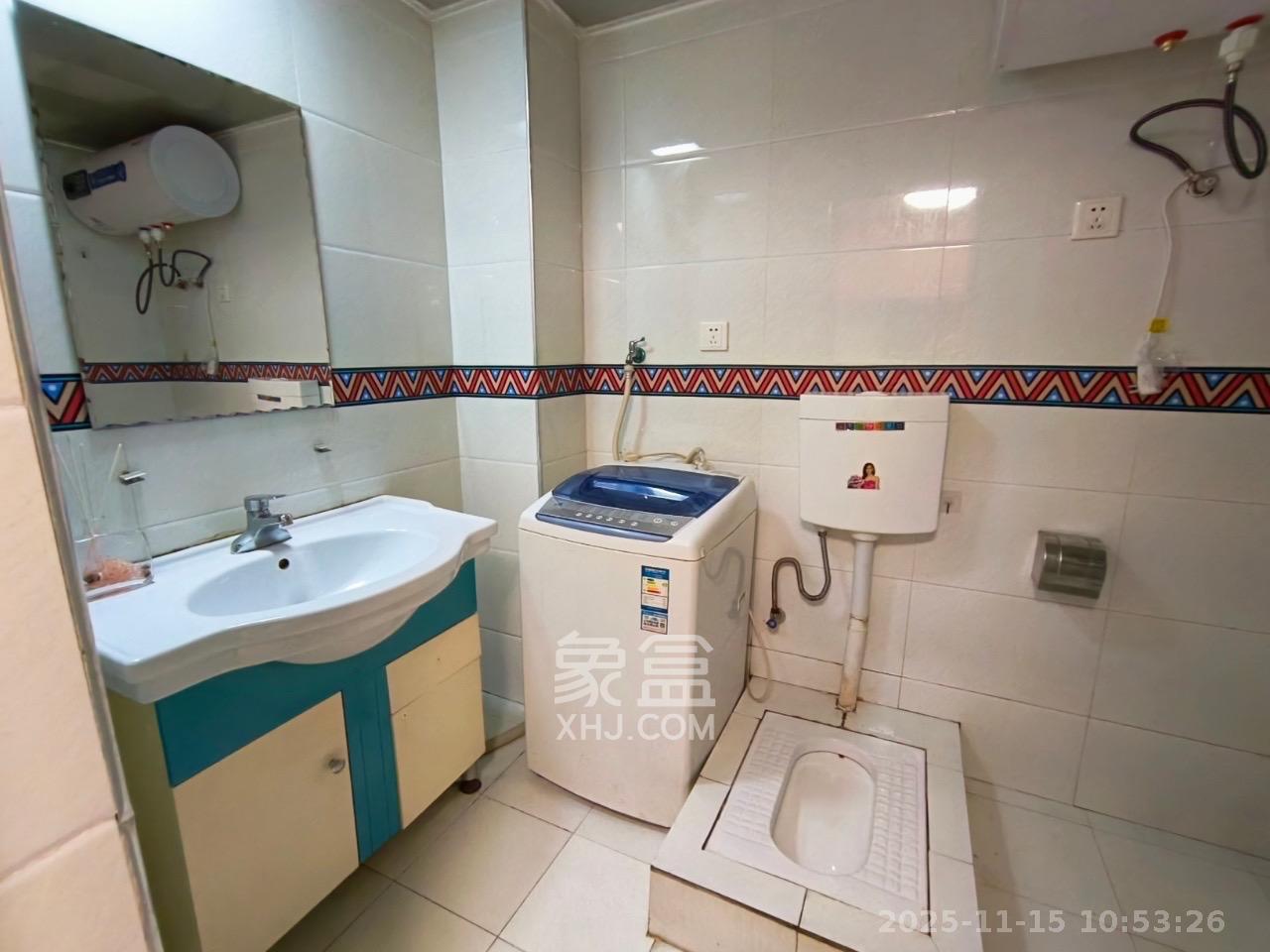 融圣国际 2室1厅1卫 2900.0元/月 融圣国际 2室1厅1卫 2900.0元/月室内图