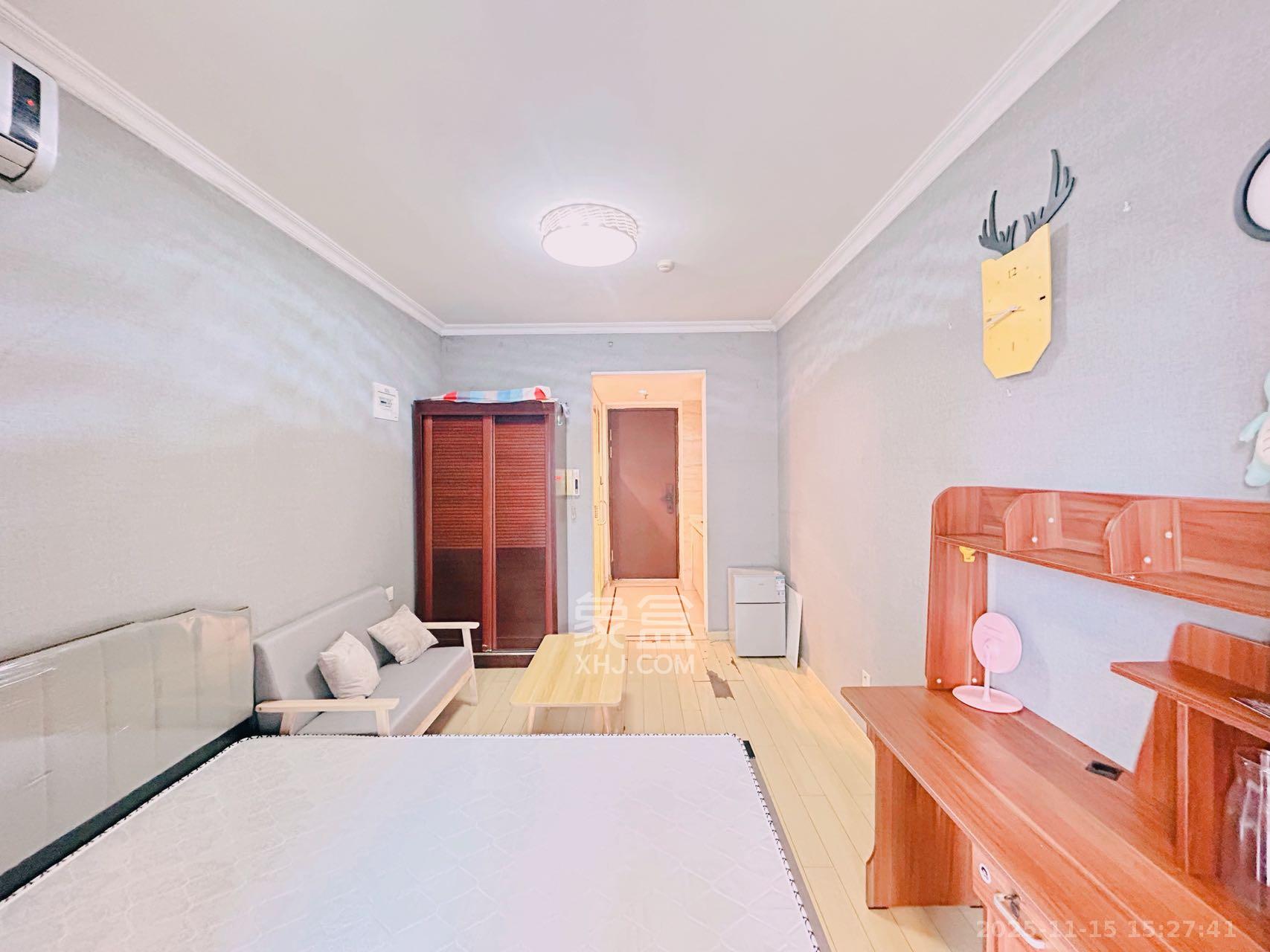 万科金域华府一期  1室1厅1卫    1100.0元/月室内图