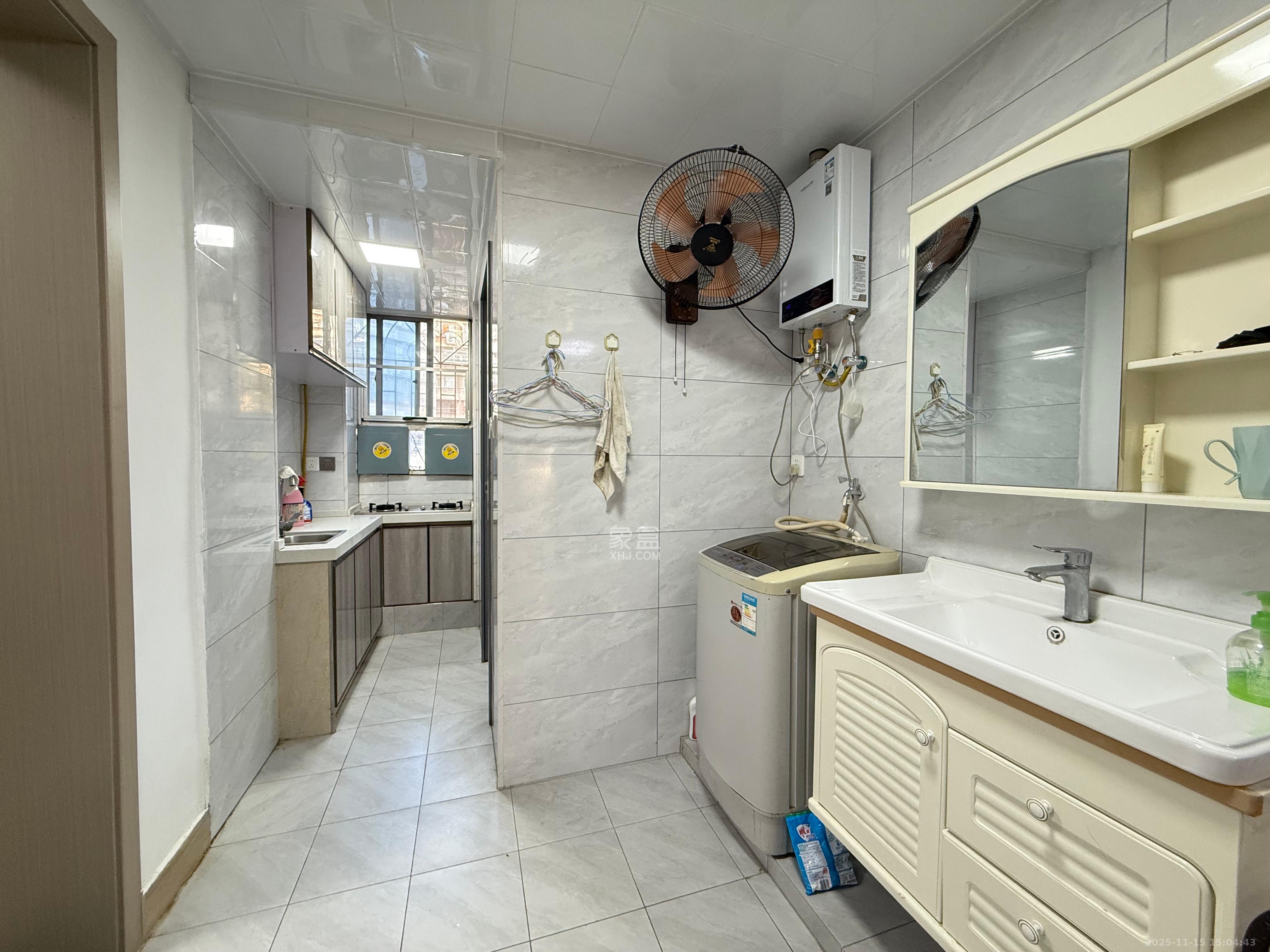 桂花二村  2室2厅1卫    1600.0元/月室内图