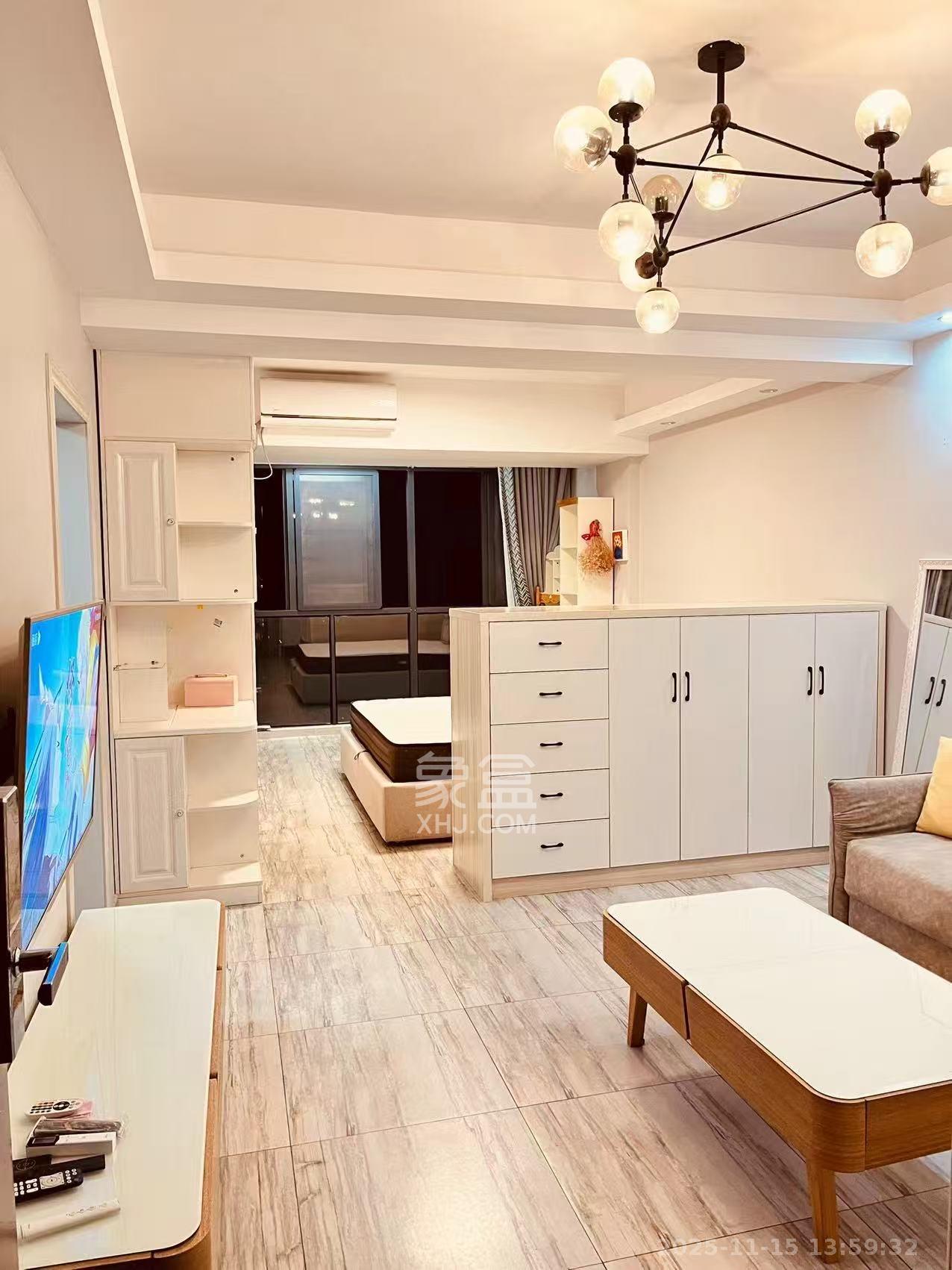 中交里城 1室1厅1卫 2100.0元/月 中交里城 1室1厅1卫 2100.0元/月室内图