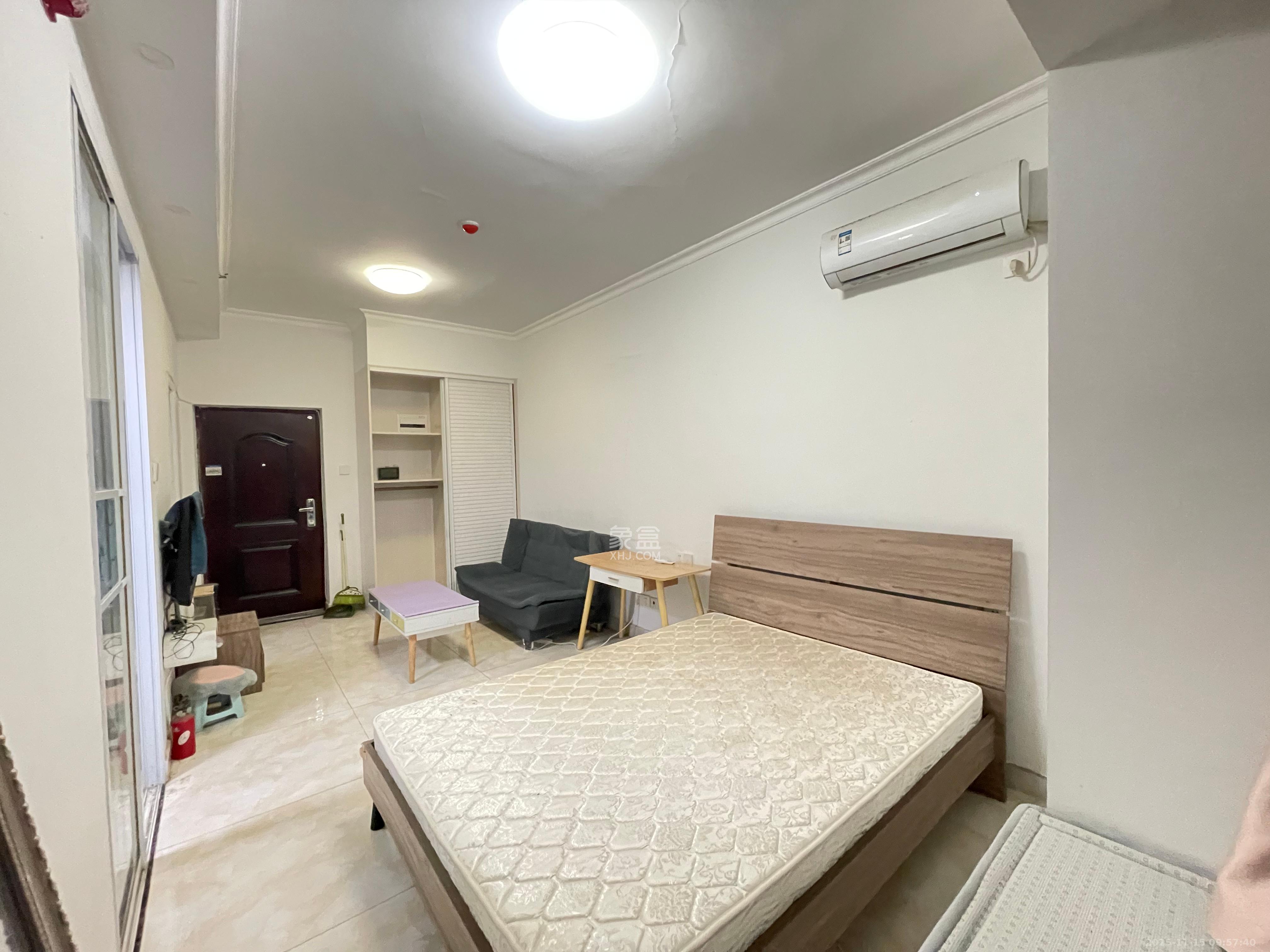 荣悦台  1室1厅1卫    1600.0元/月室内图