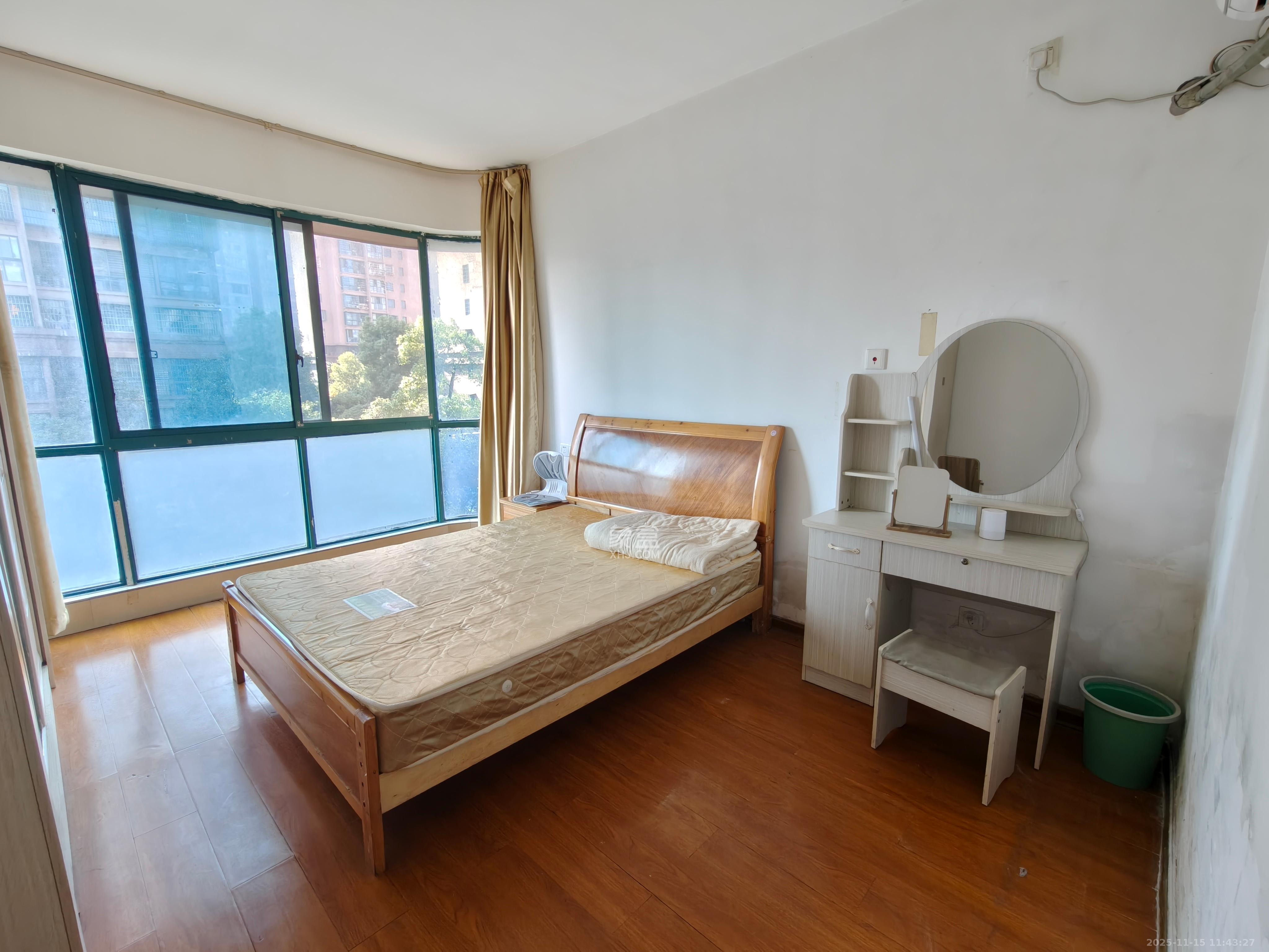 才子佳郡 3室2厅2卫 1600.0元/月 才子佳郡 3室2厅2卫 1600.0元/月室内图