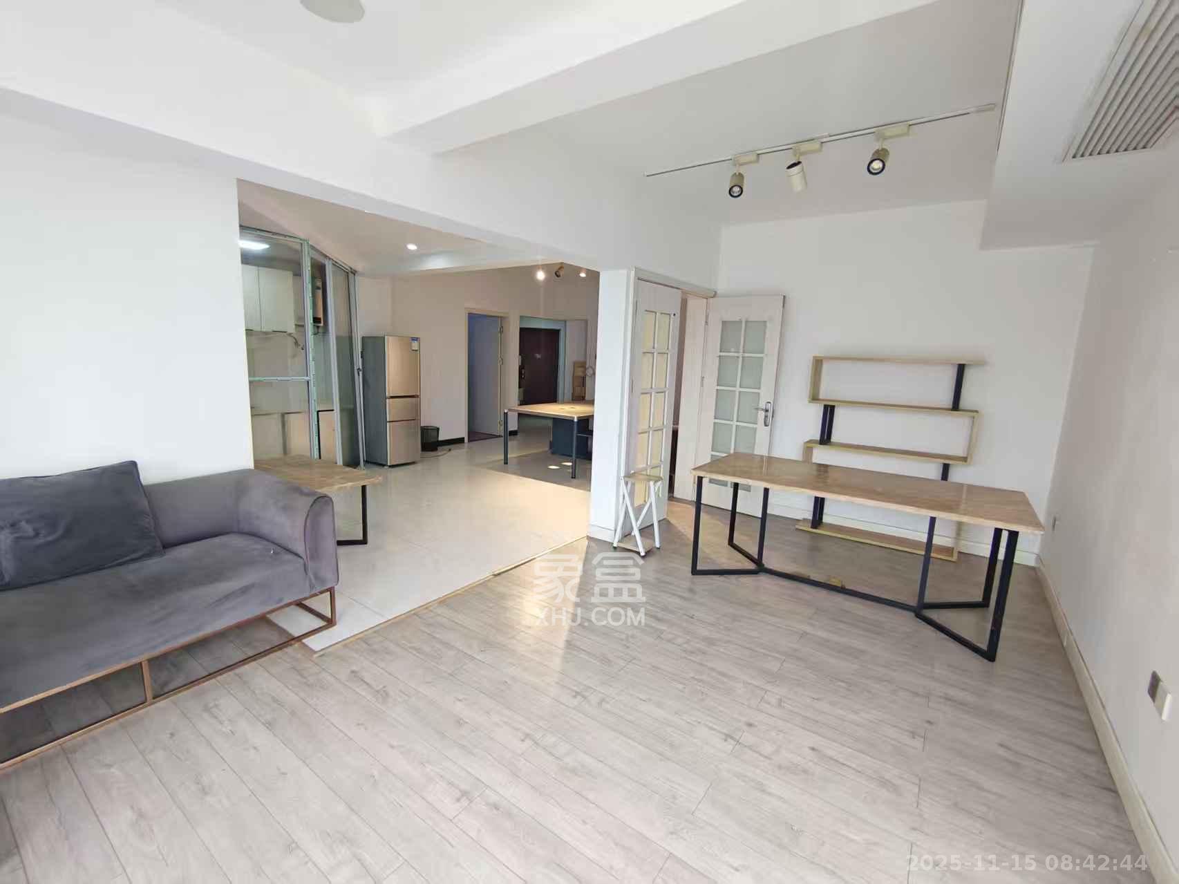 东方银座（东方摩卡）  1室1厅1卫    1600.0元/月室内图