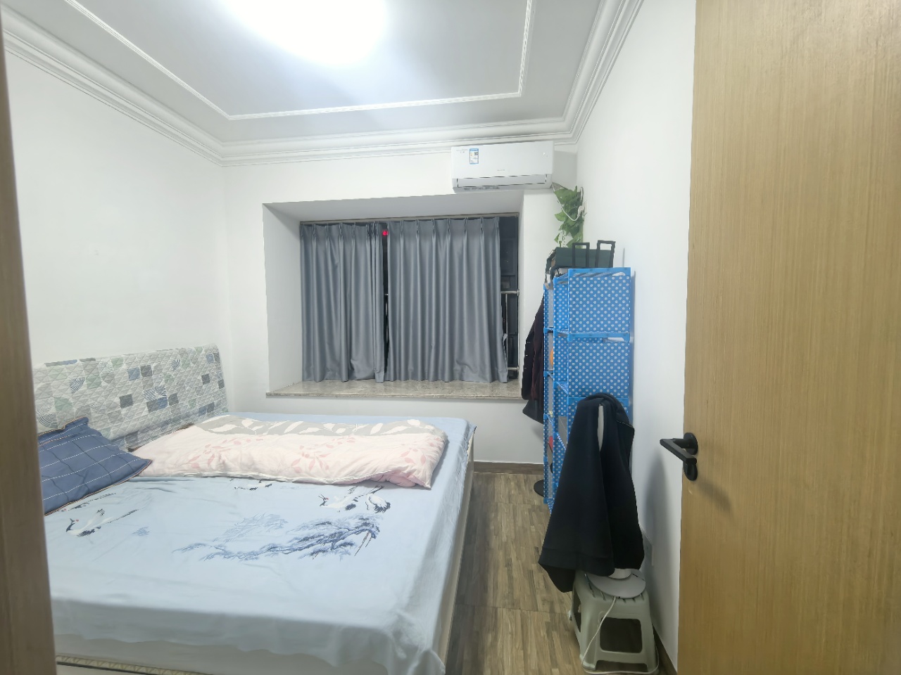 伊泰天骄三期  2室2厅1卫    2000.0元/月室内图