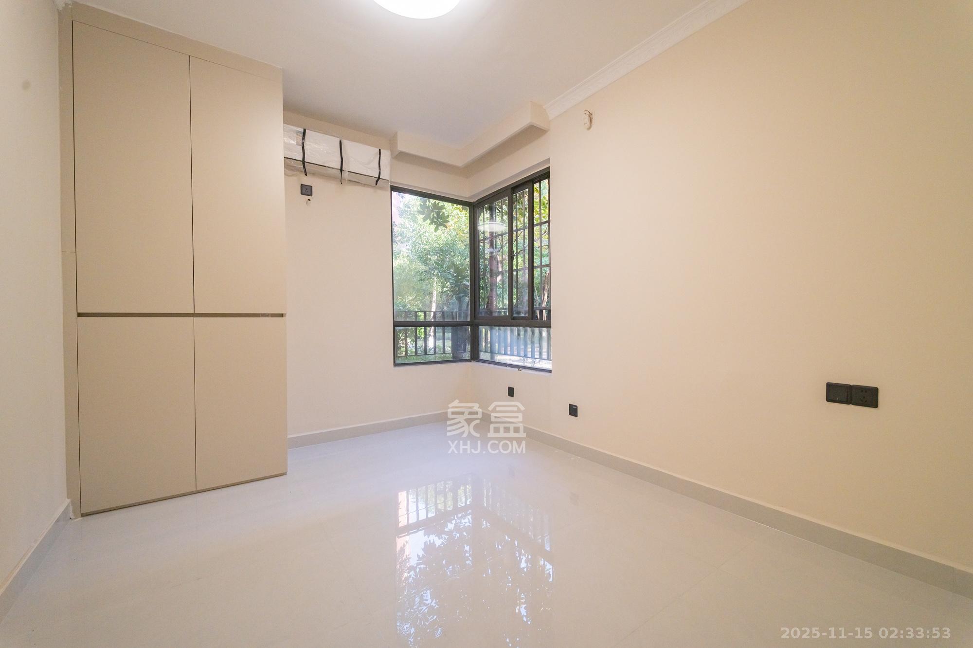 华润凤凰城二期 3室1厅1卫 69.0万 华润凤凰城二期 3室1厅1卫 69.0万卧室