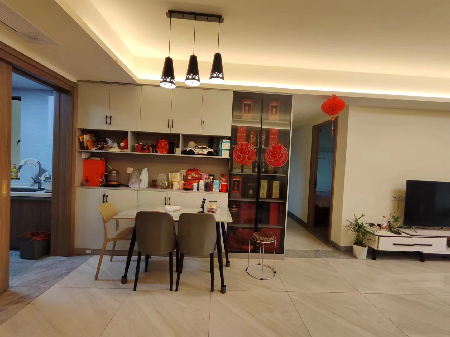 碧桂园翘楚棠 3室2厅2卫 1800.0元/月 碧桂园翘楚棠 3室2厅2卫 1800.0元/月室内图