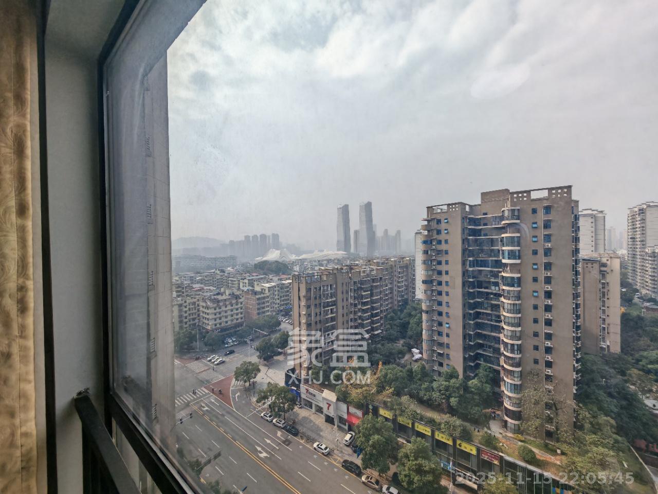 达美D6区  1室1厅1卫    1900.0元/月室内图