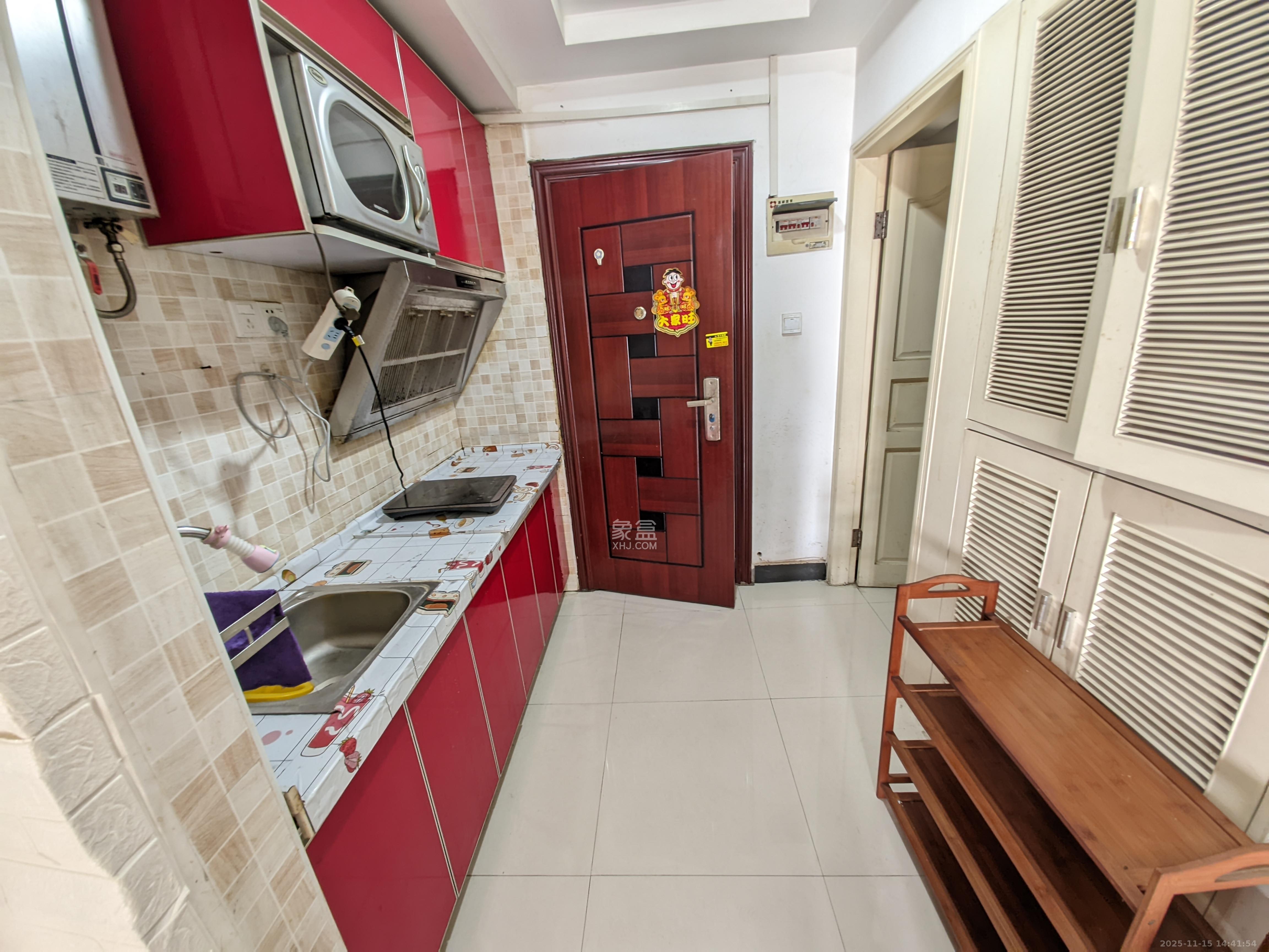 左岸右岸  2室1厅1卫    1600.0元/月室内图