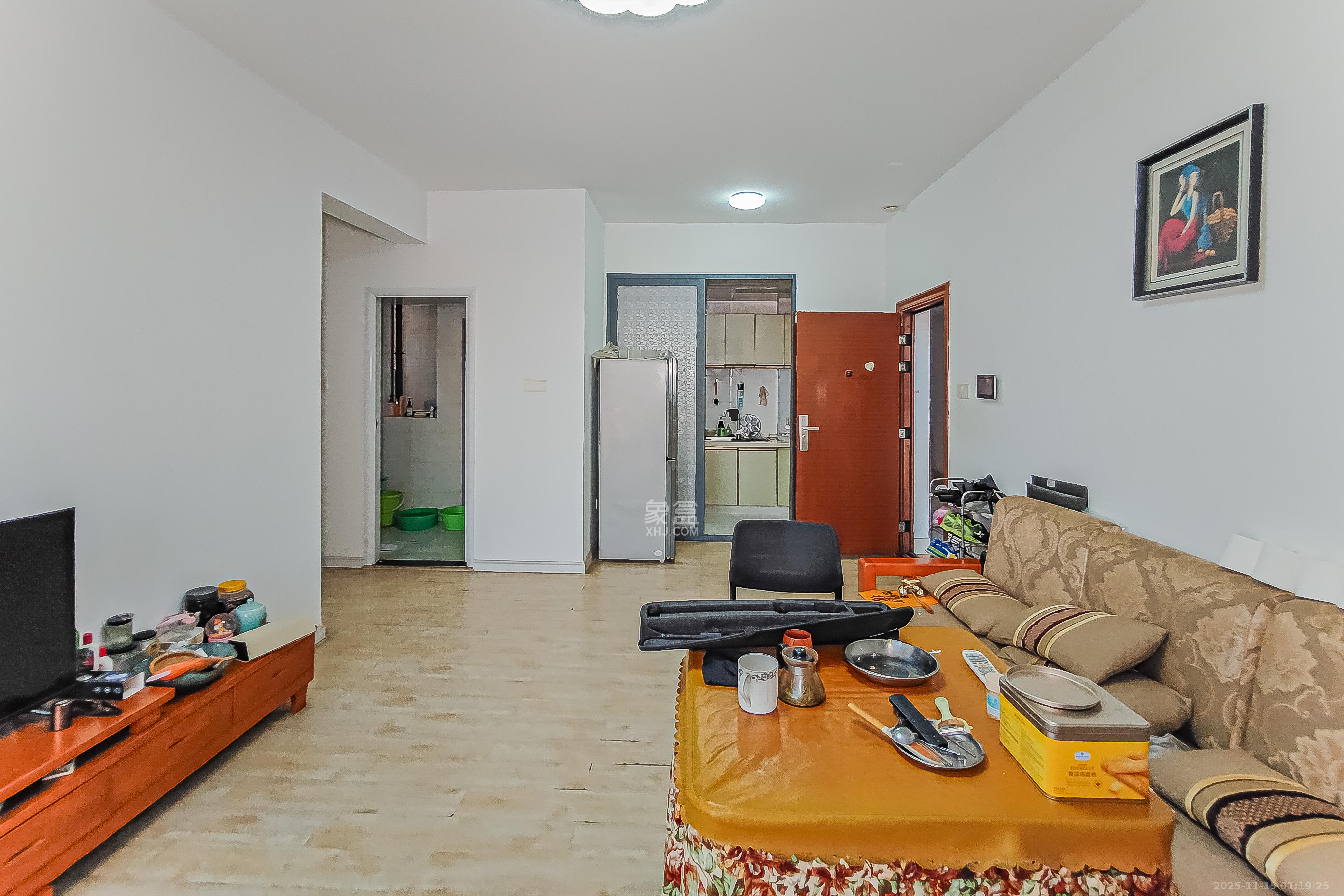 万博汇  2室1厅1卫    103.0万客厅