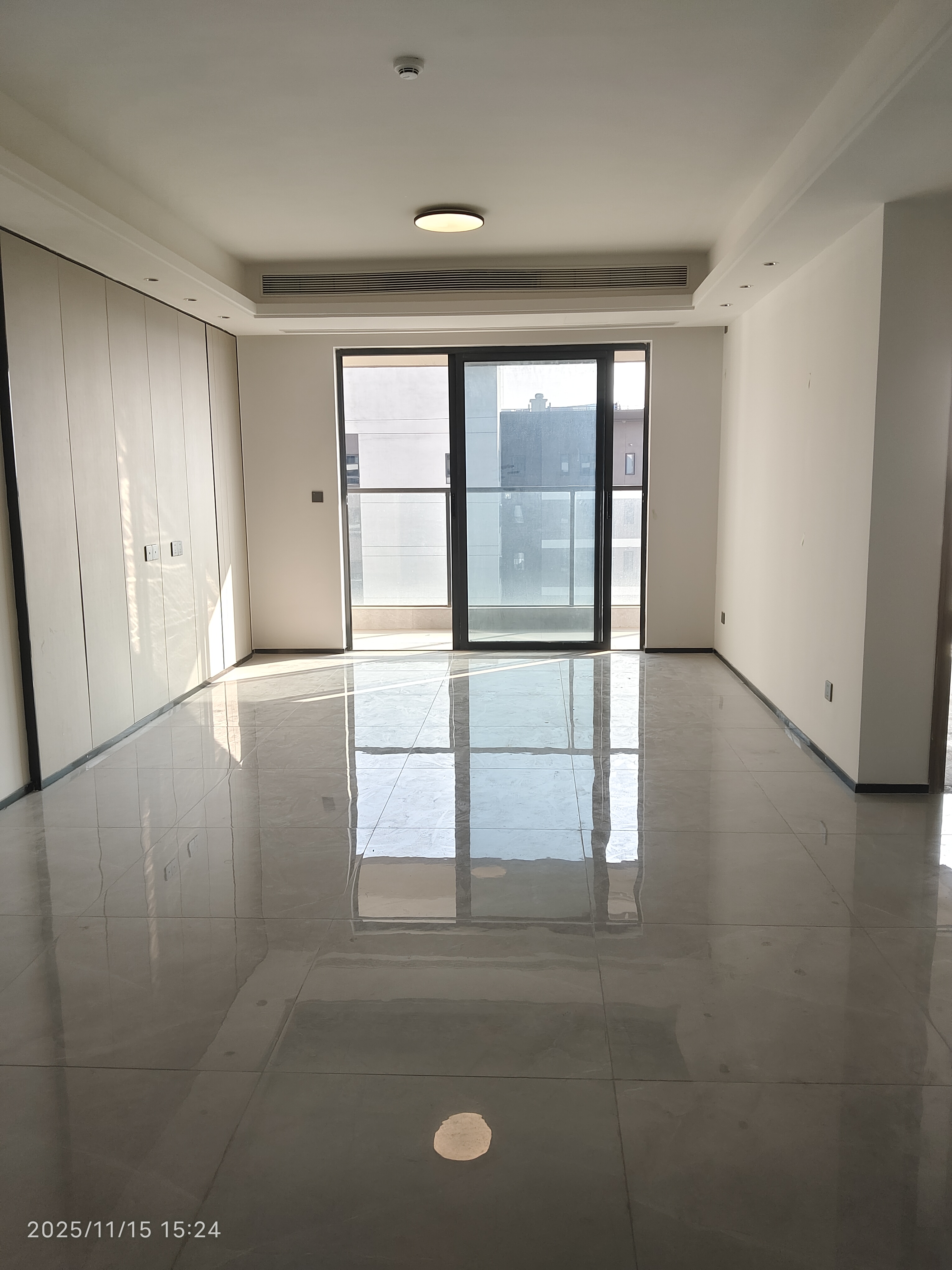 三一云谷  3室2厅2卫    3200.0元/月户型图