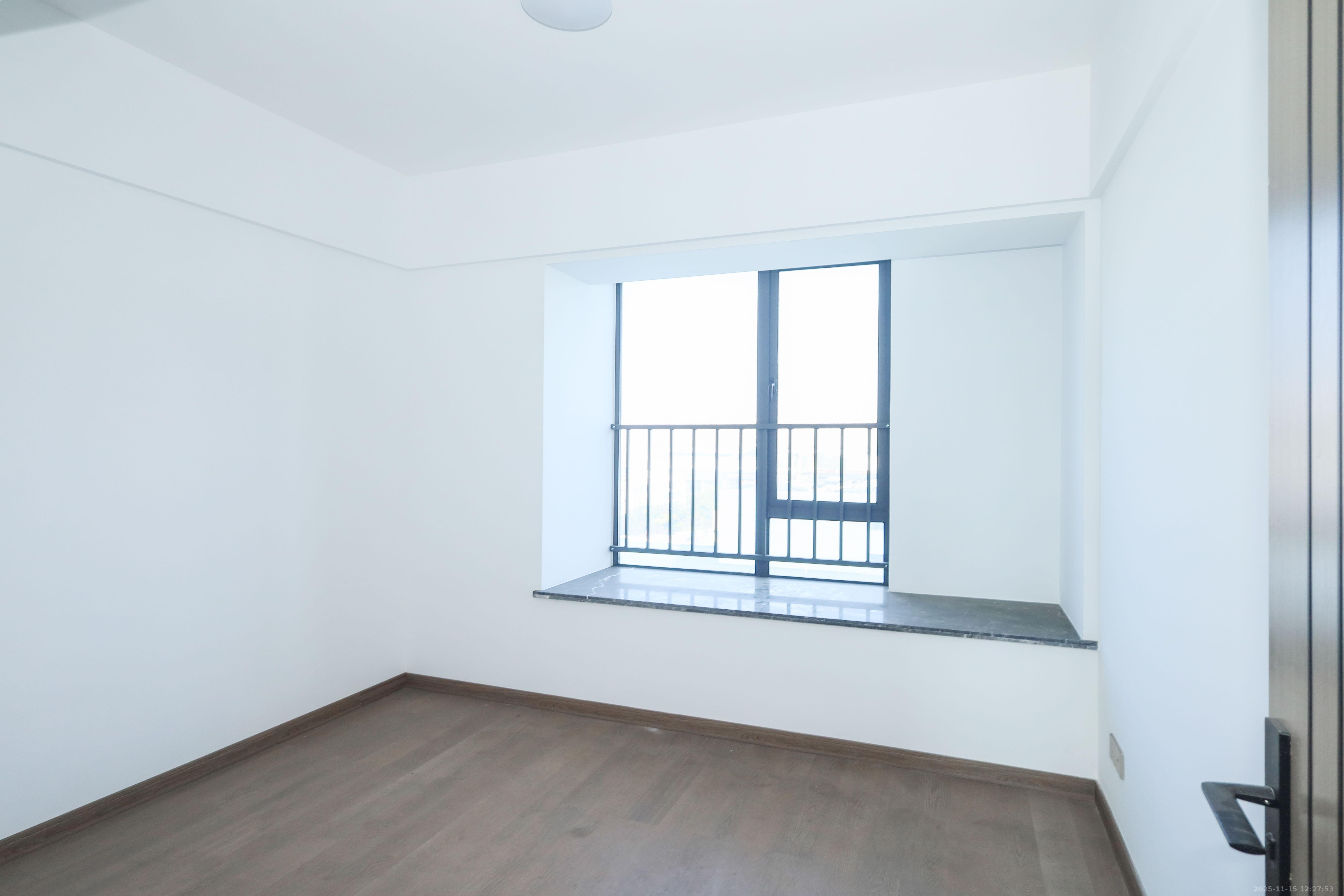 梅溪枫林 4室2厅2卫 145.0万 梅溪枫林 4室2厅2卫 145.0万卧室