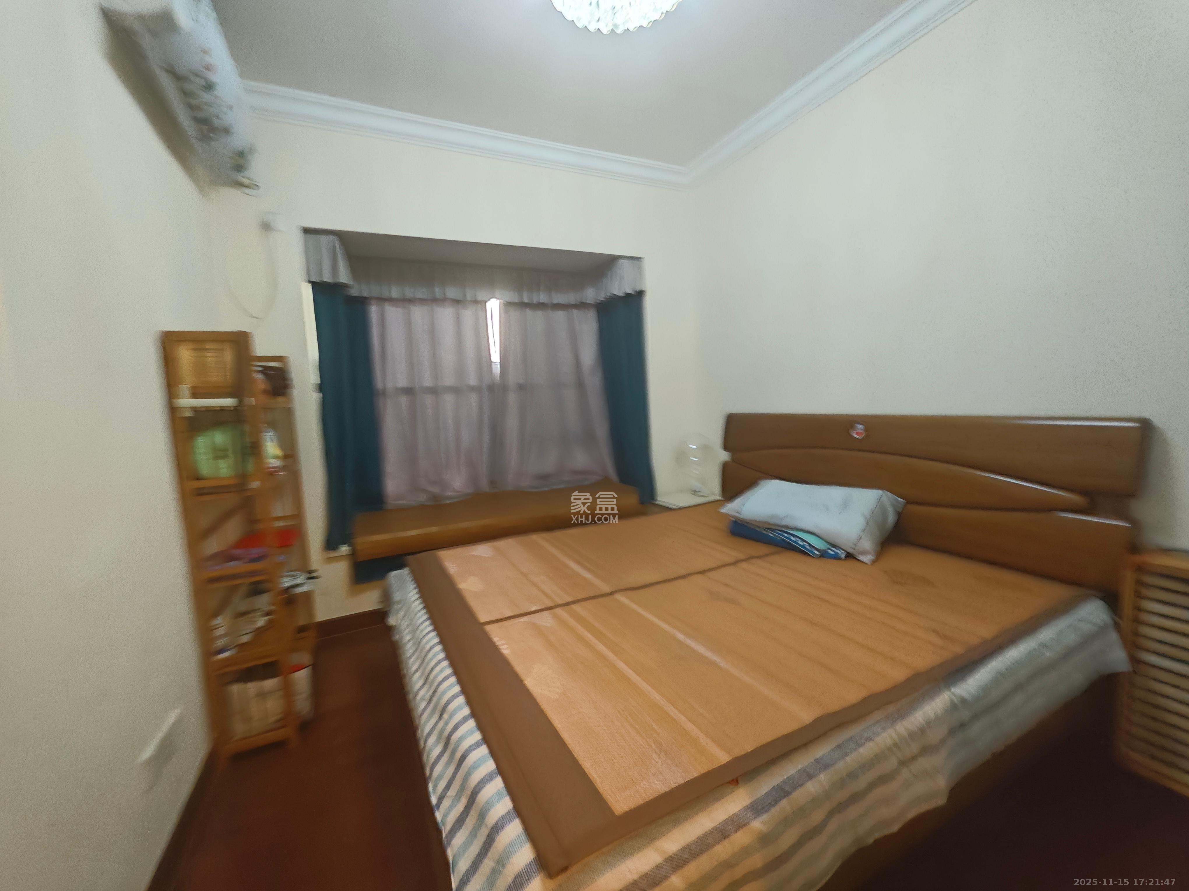 恒大翡翠华庭  3室2厅2卫    2500.0元/月室内图