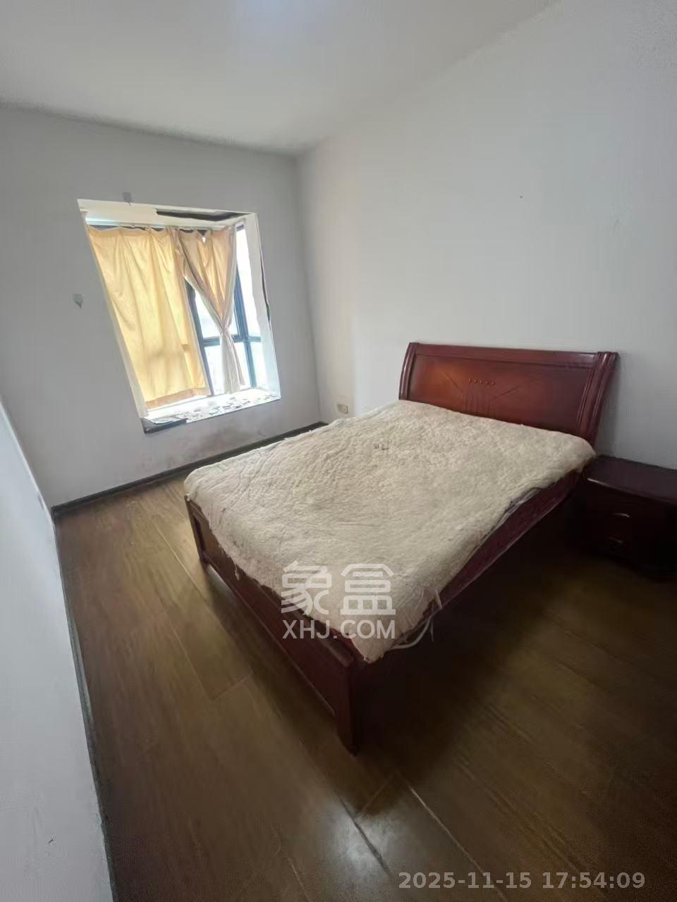 鑫远湘府华城  3室2厅1卫    2600.0元/月