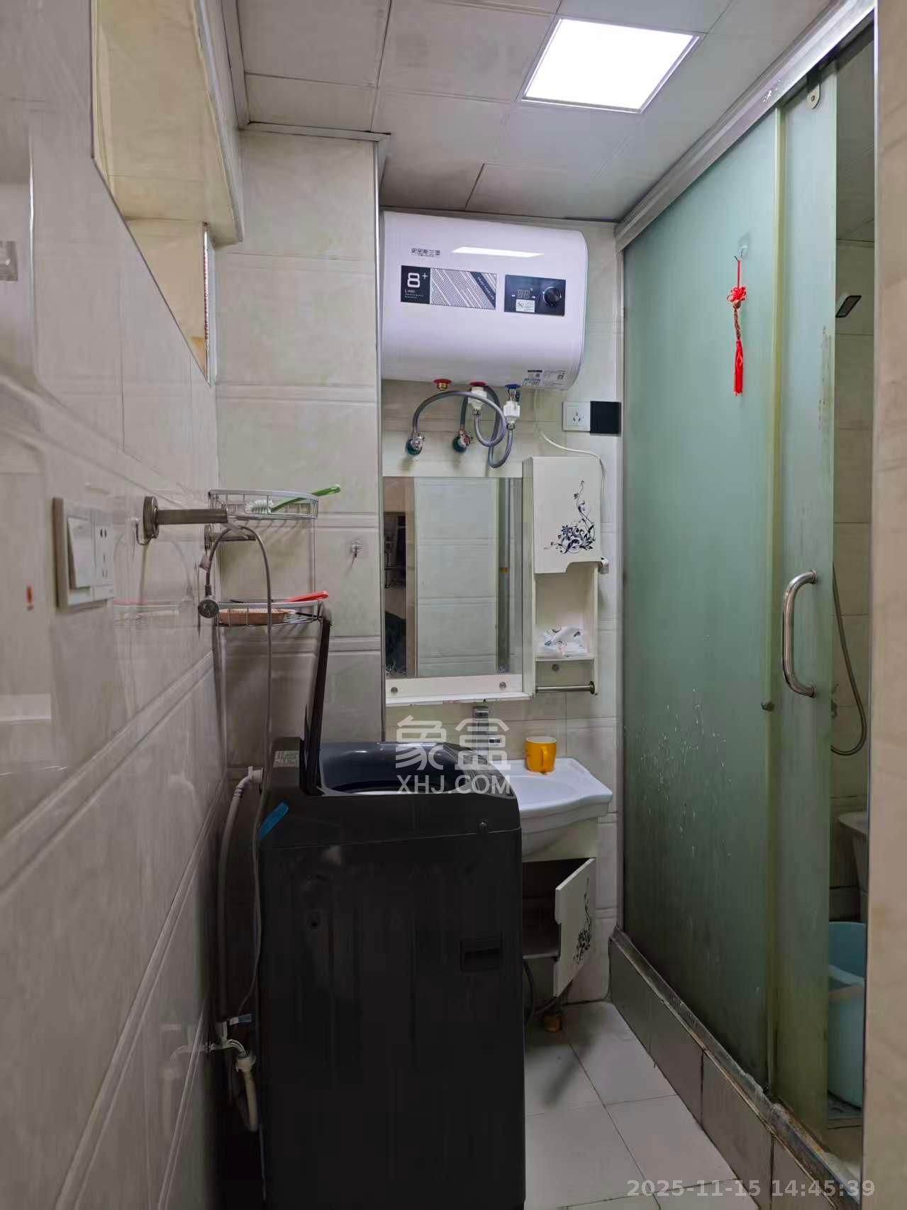 世纪桃花苑  1室1厅1卫    1300.0元/月室内图