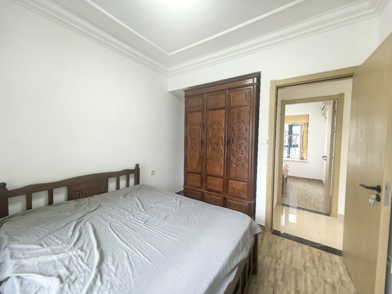 伊泰天骄三期 2室2厅1卫 2000.0元/月 伊泰天骄三期 2室2厅1卫 2000.0元/月室内图