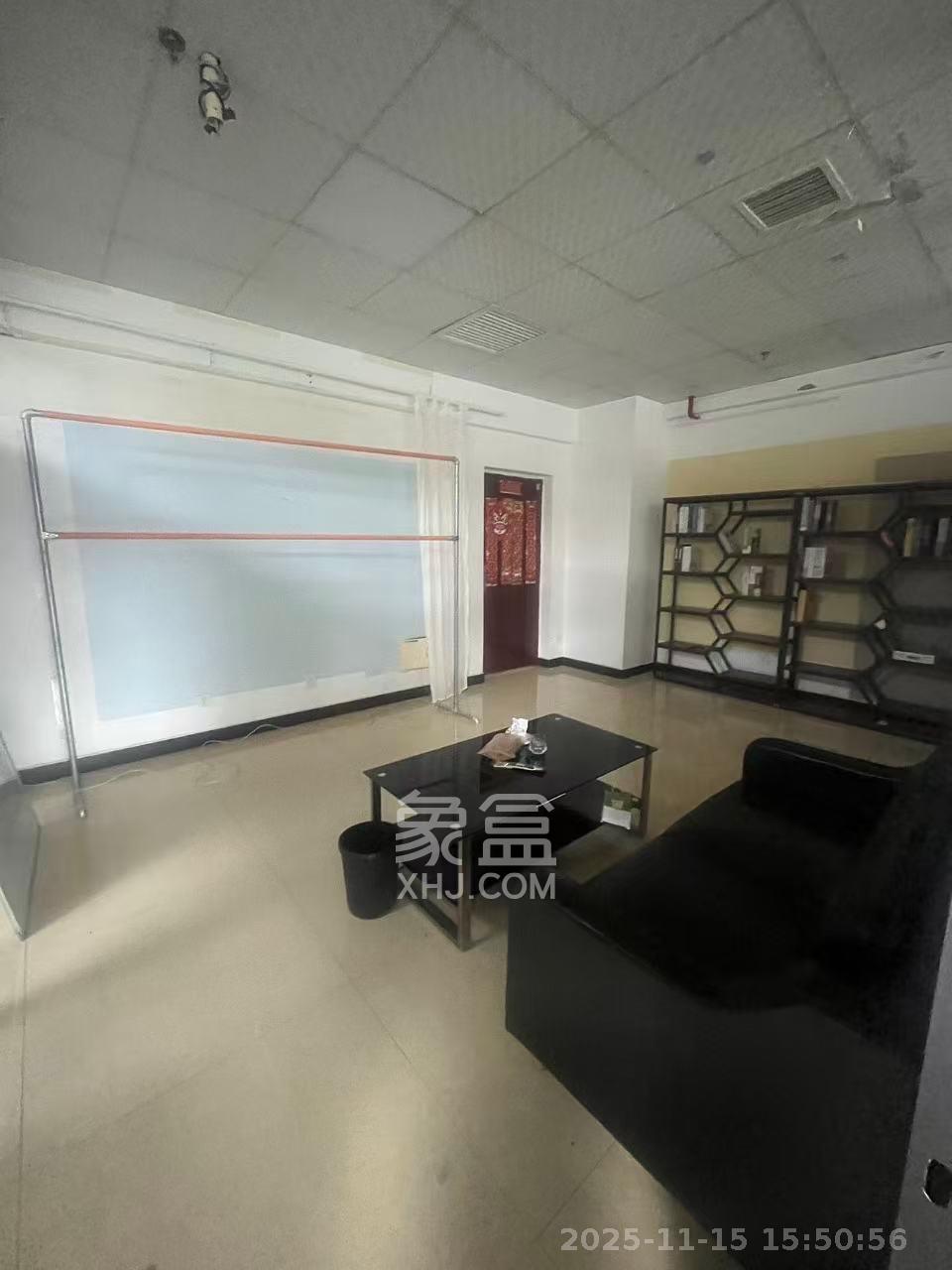 达美D6区   54.03㎡      5300.0元/月室内图