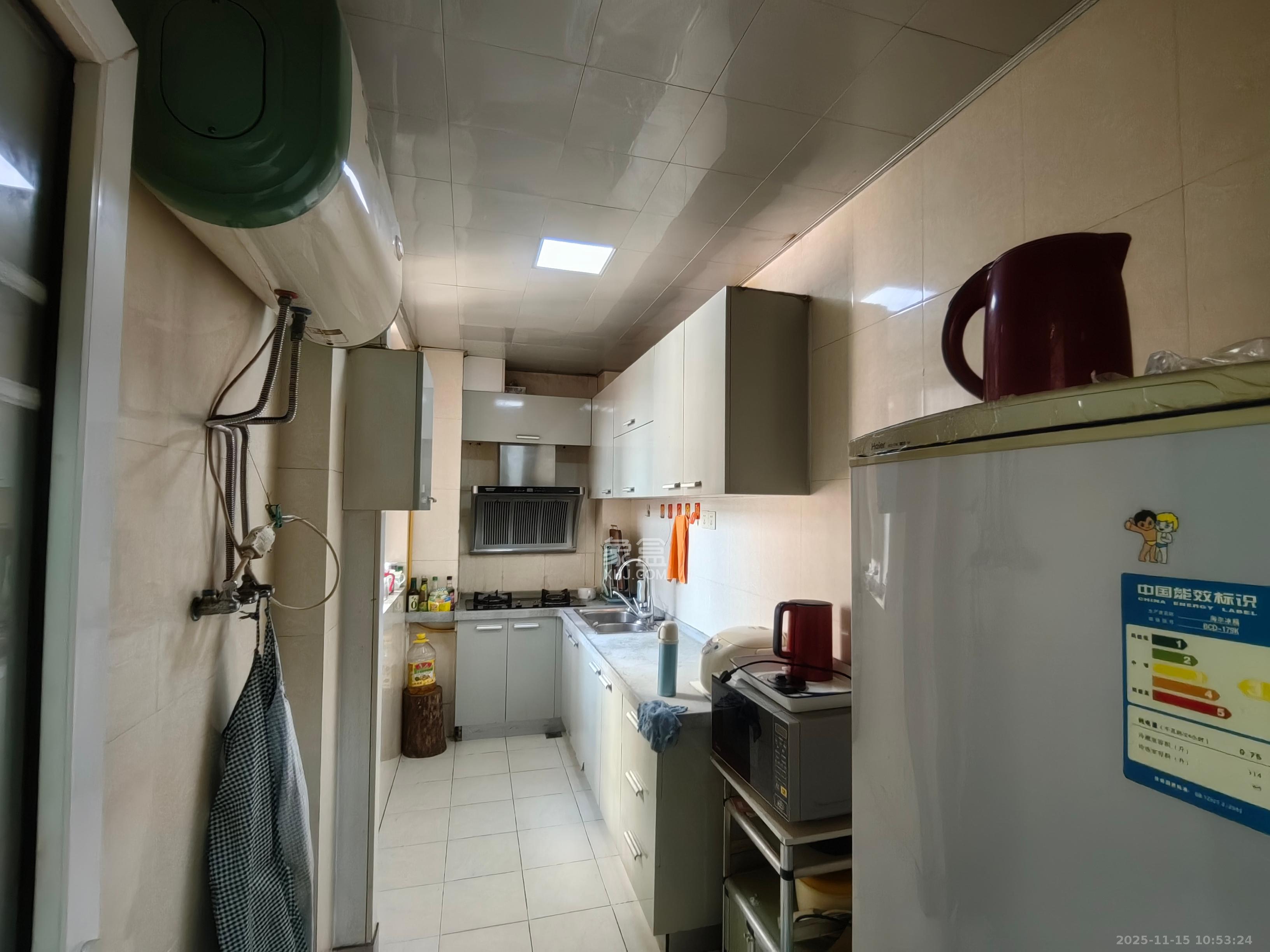 中扬华苑  2室2厅1卫    2300.0元/月室内图