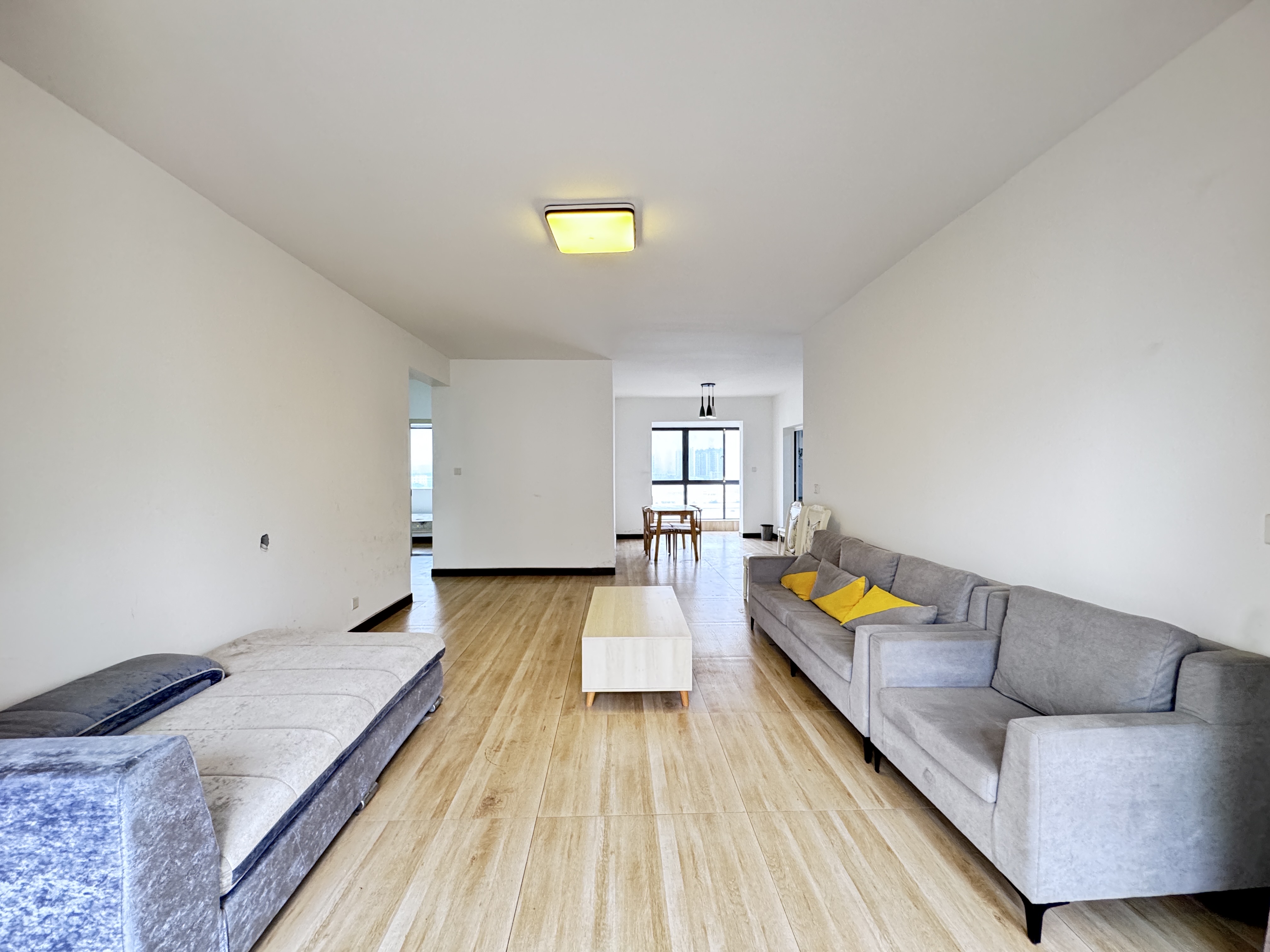 金广星苑 3室2厅2卫 2200.0元/月 金广星苑 3室2厅2卫 2200.0元/月户型图