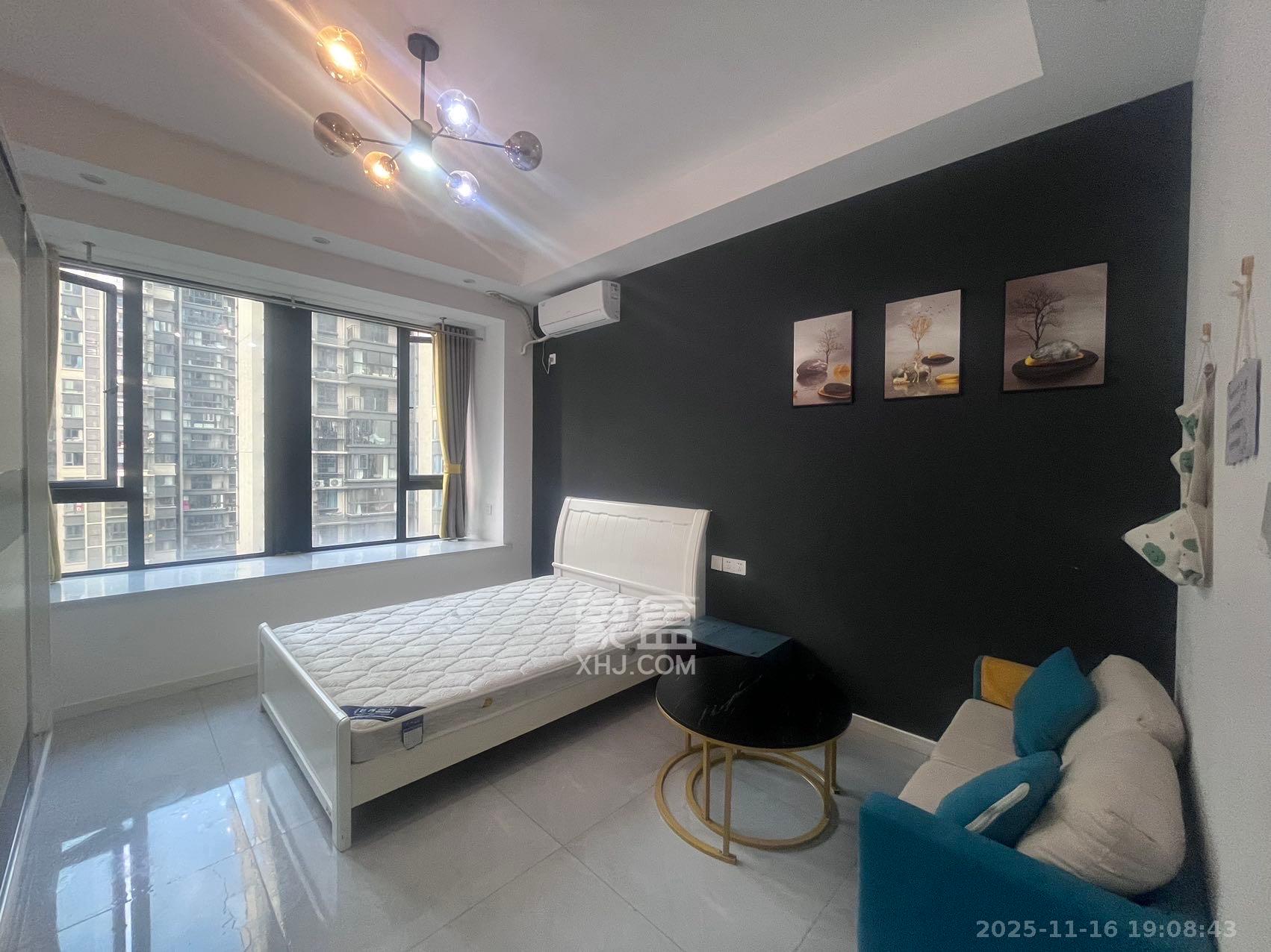 中建悦和城  1室1厅1卫    1300.0元/月