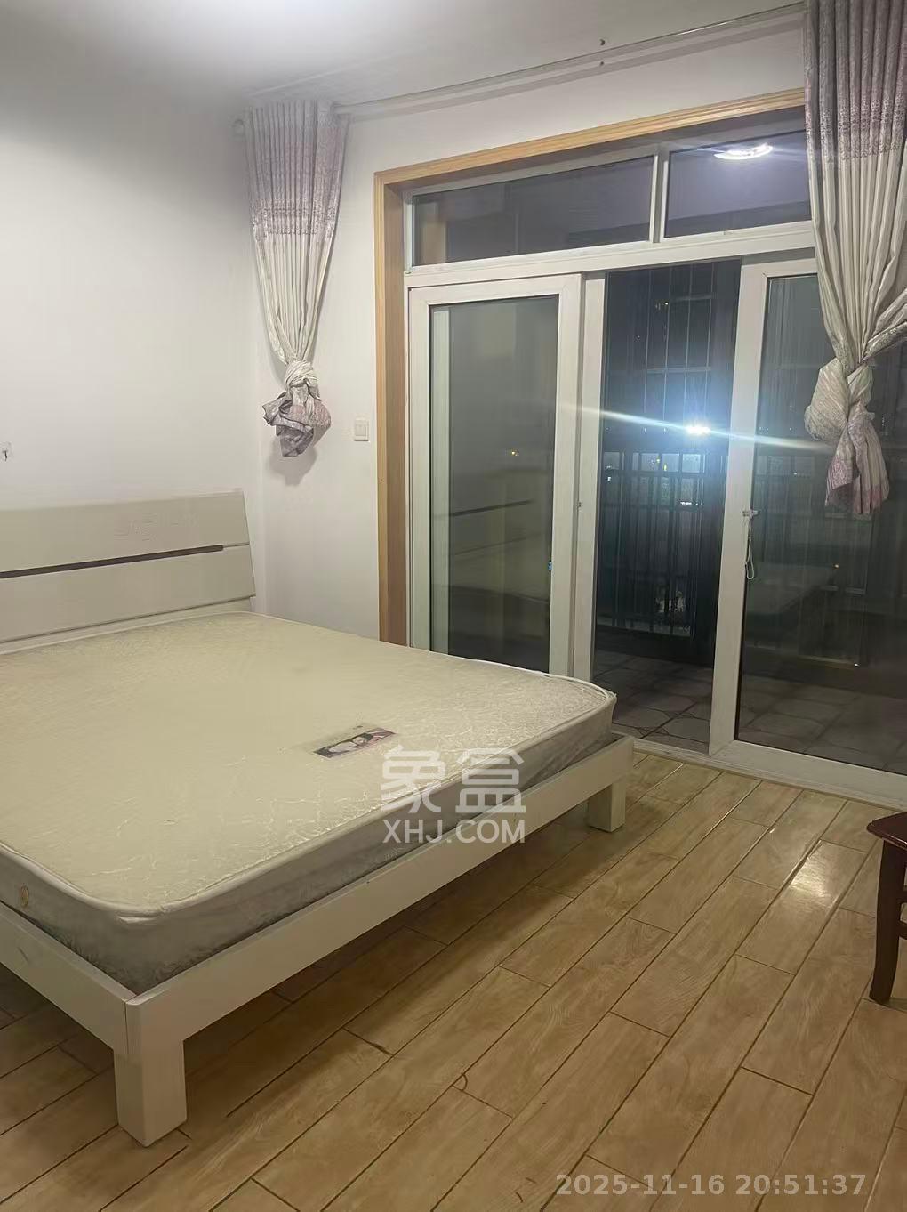 和馨园 1室1厅1卫 2400.0元/月 和馨园 1室1厅1卫 2400.0元/月室内图