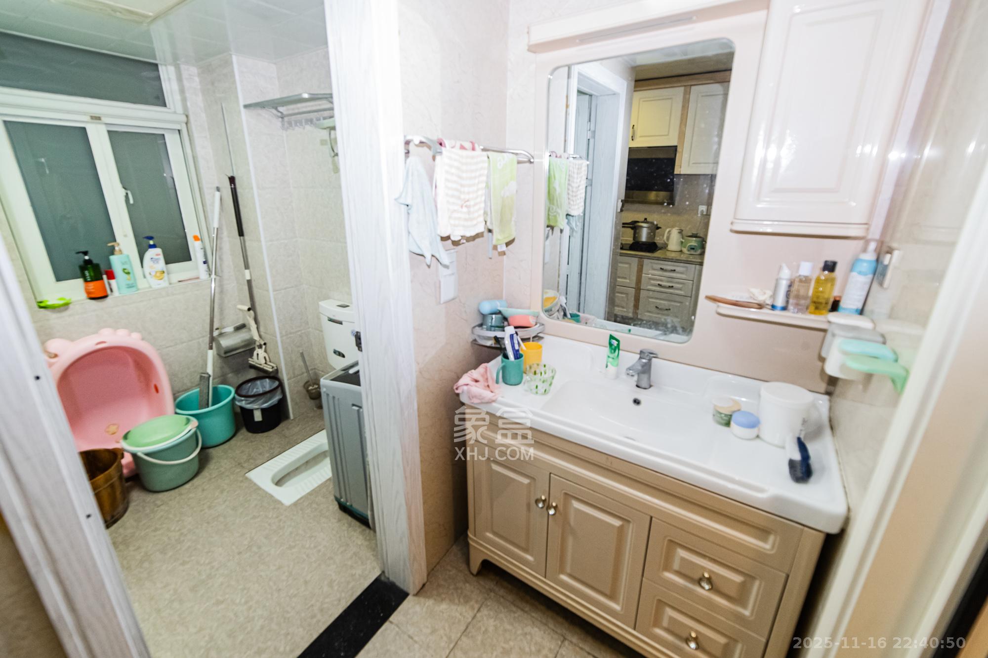 北辰三角洲E6区 3室1厅1卫 135.0万 北辰三角洲E6区 3室1厅1卫 135.0万卫生间