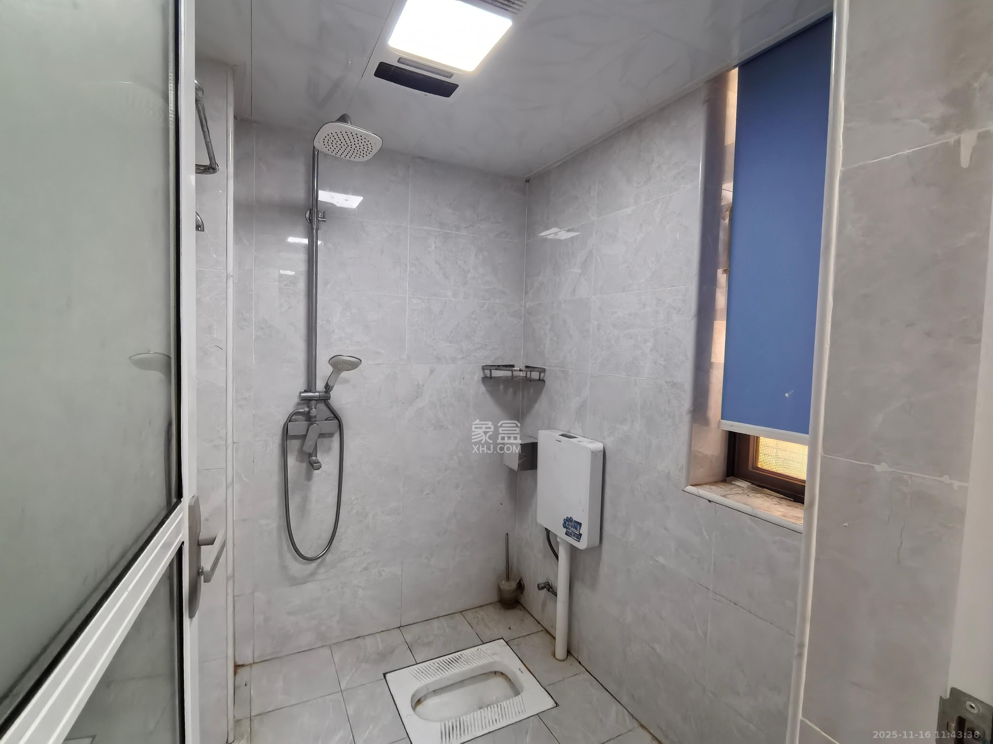 茶山馨苑  3室2厅1卫    2600.0元/月室内图