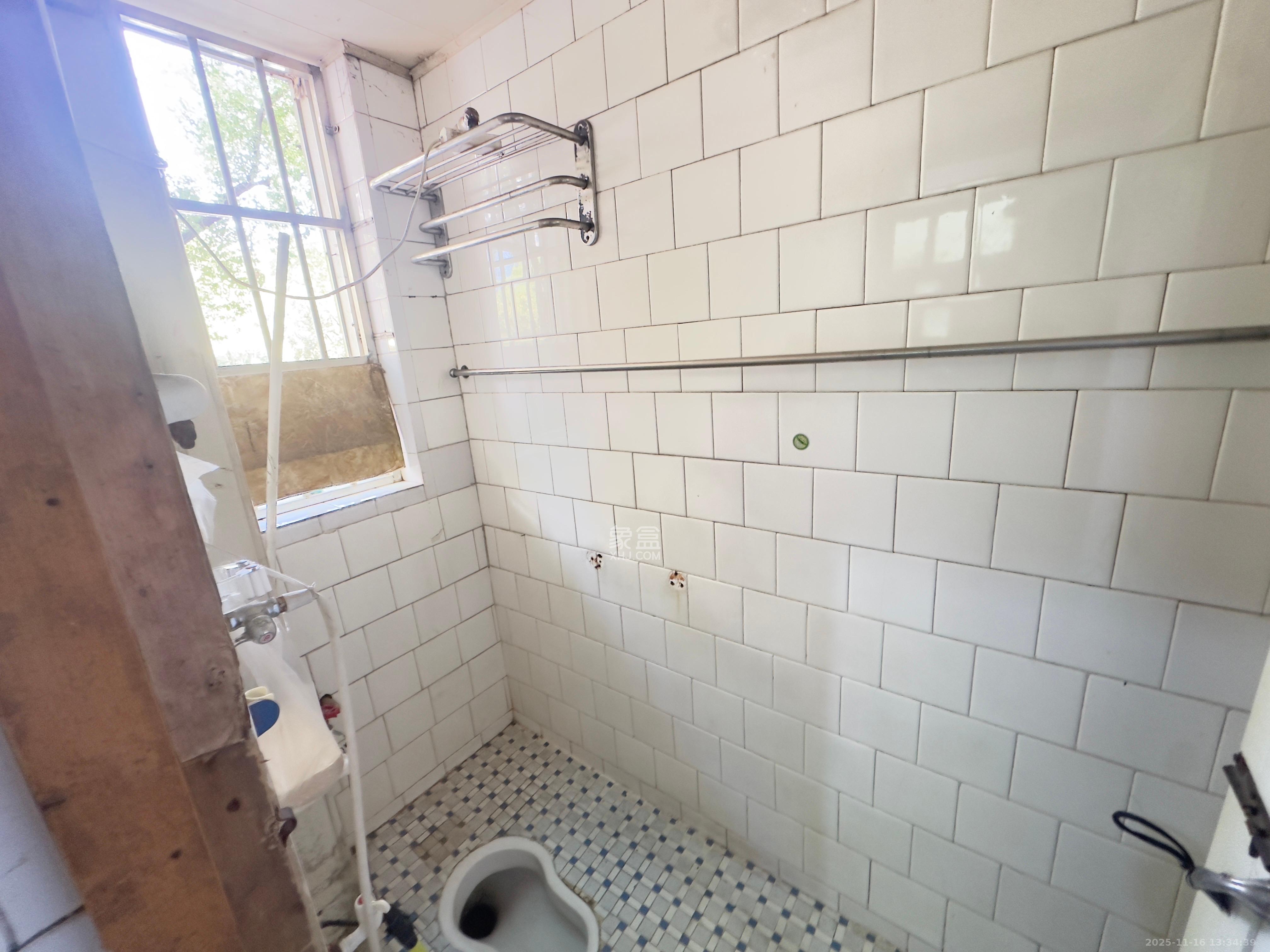 长沙市道路绿化管理处宿舍  2室1厅1卫    1800.0元/月室内图