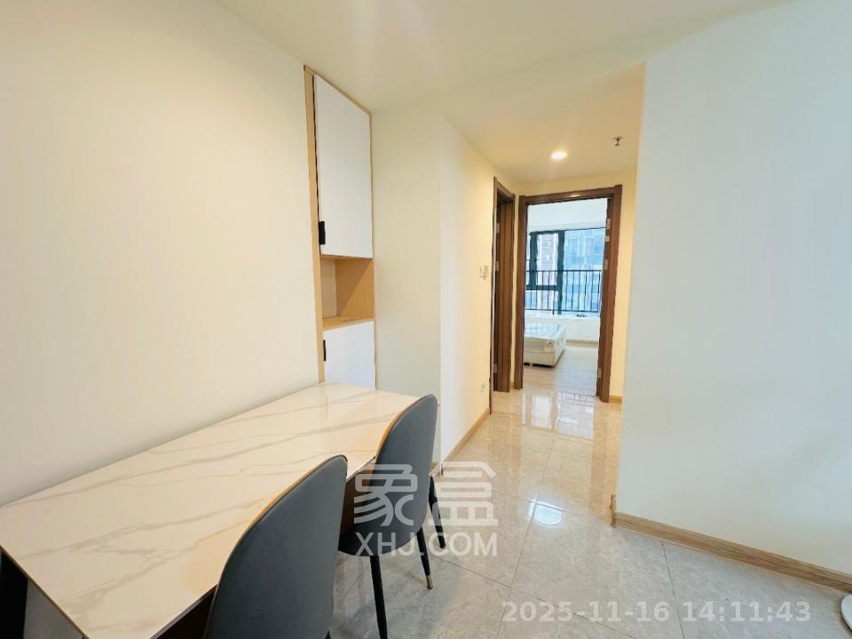 碧桂园印象  1室0厅1卫    2400.0元/月