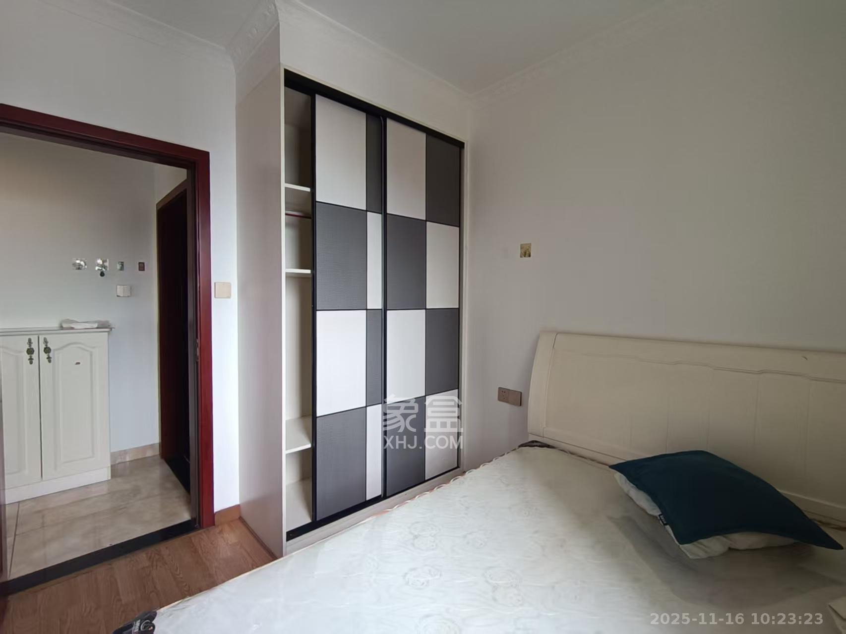 筑梦星园  3室2厅1卫    2000.0元/月室内图