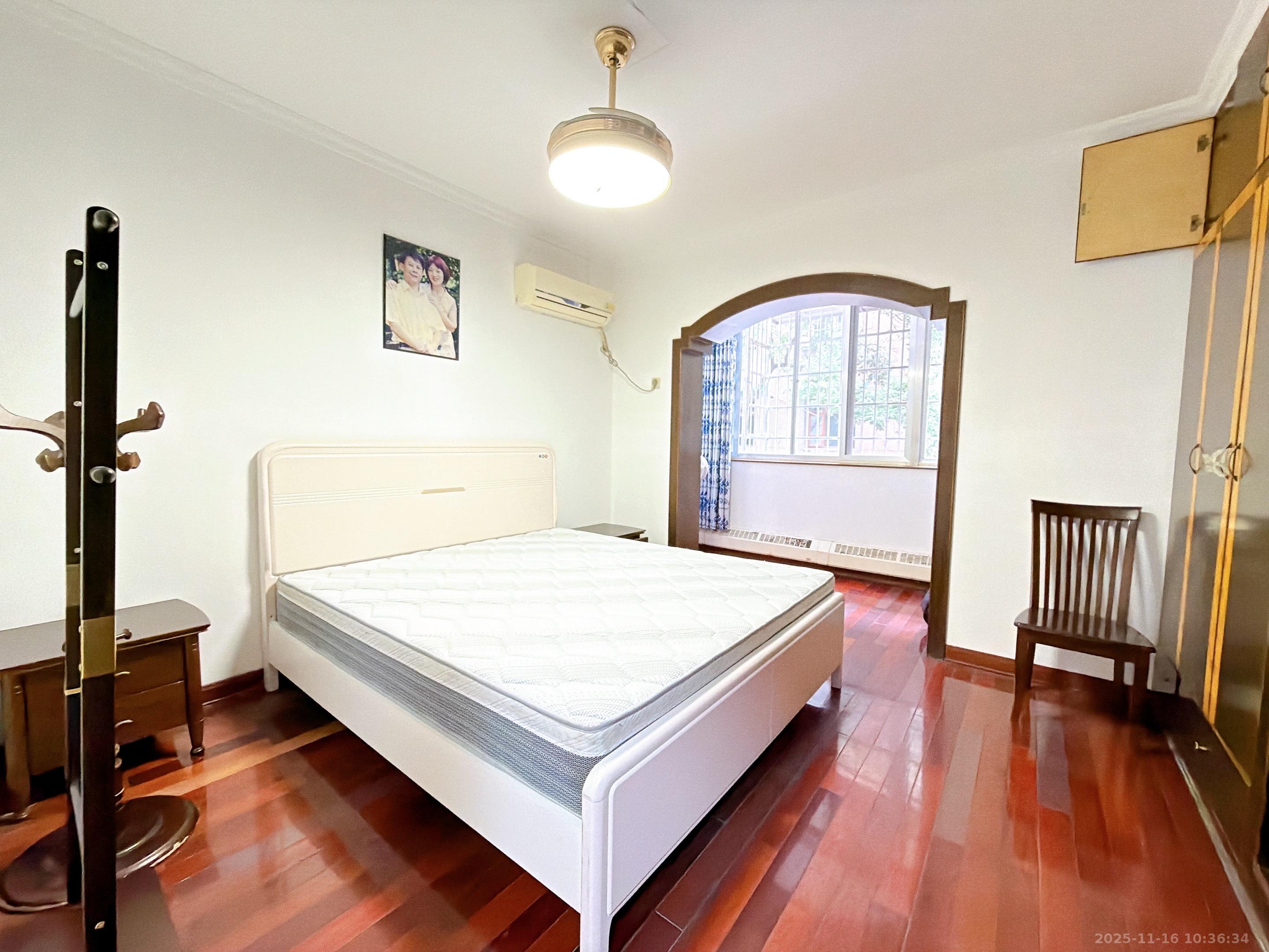 湖南日报宿舍  3室2厅1卫    3500.0元/月室内图