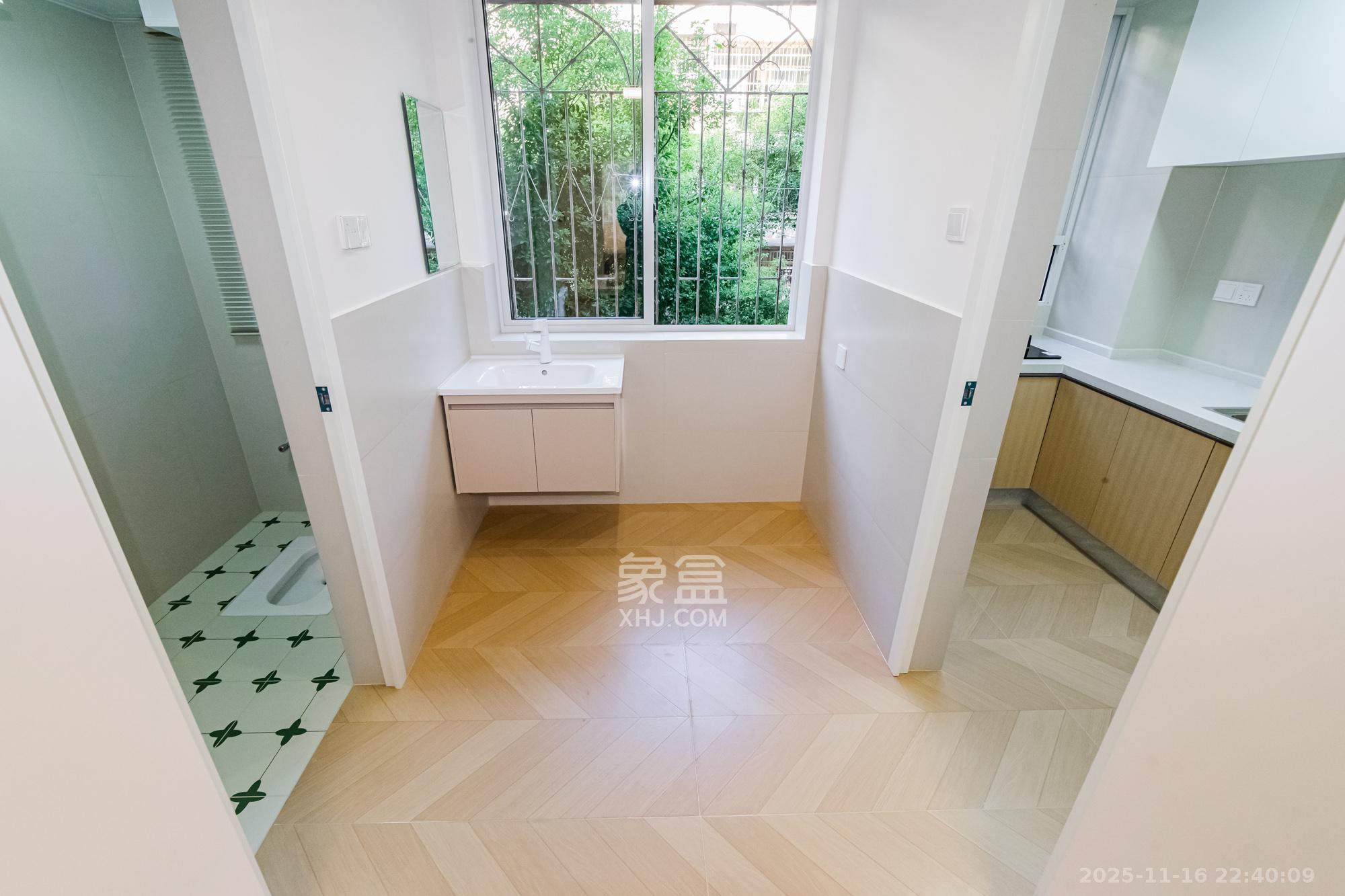 植物油宿舍 2室1厅1卫 58.8万 植物油宿舍 2室1厅1卫 58.8万客厅