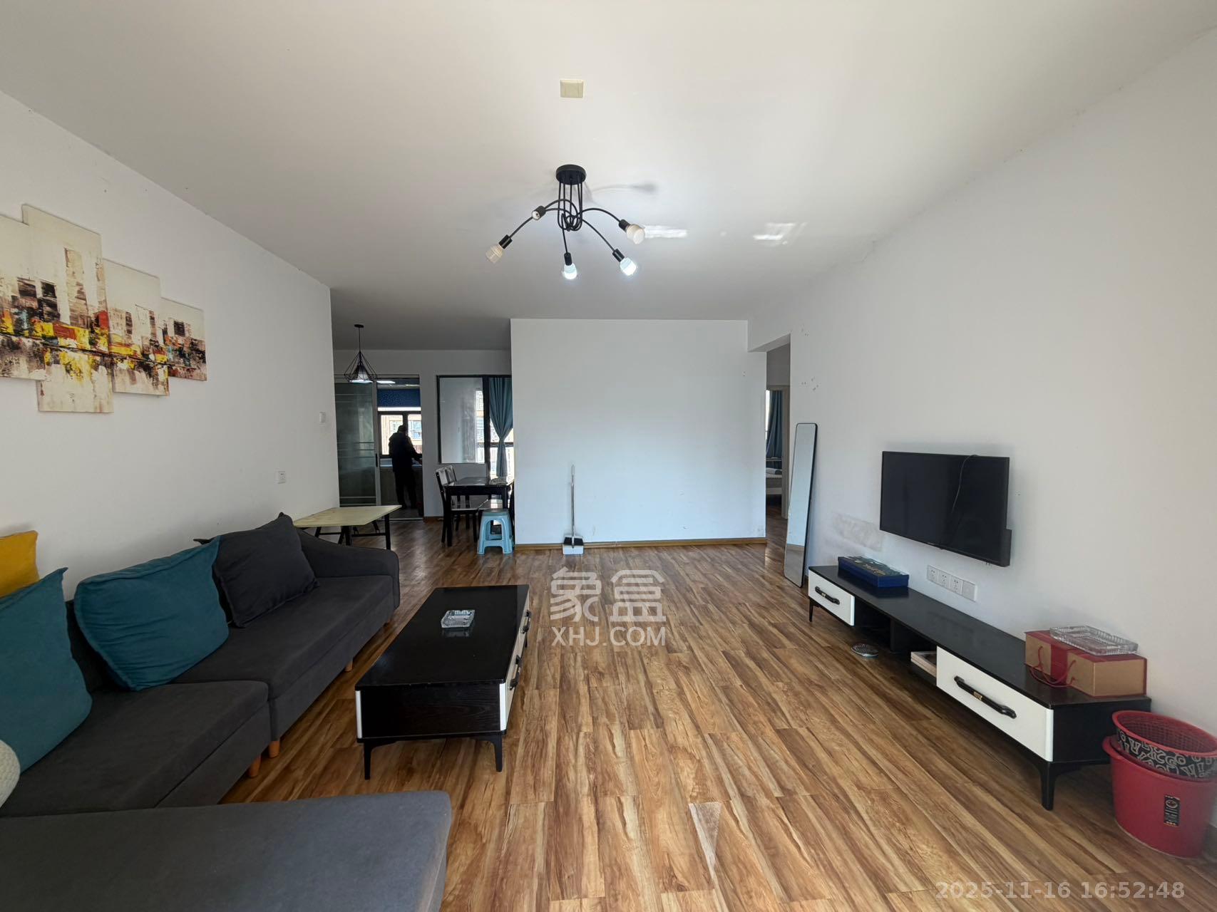 五矿格澜郡  3室2厅2卫    2300.0元/月室内图