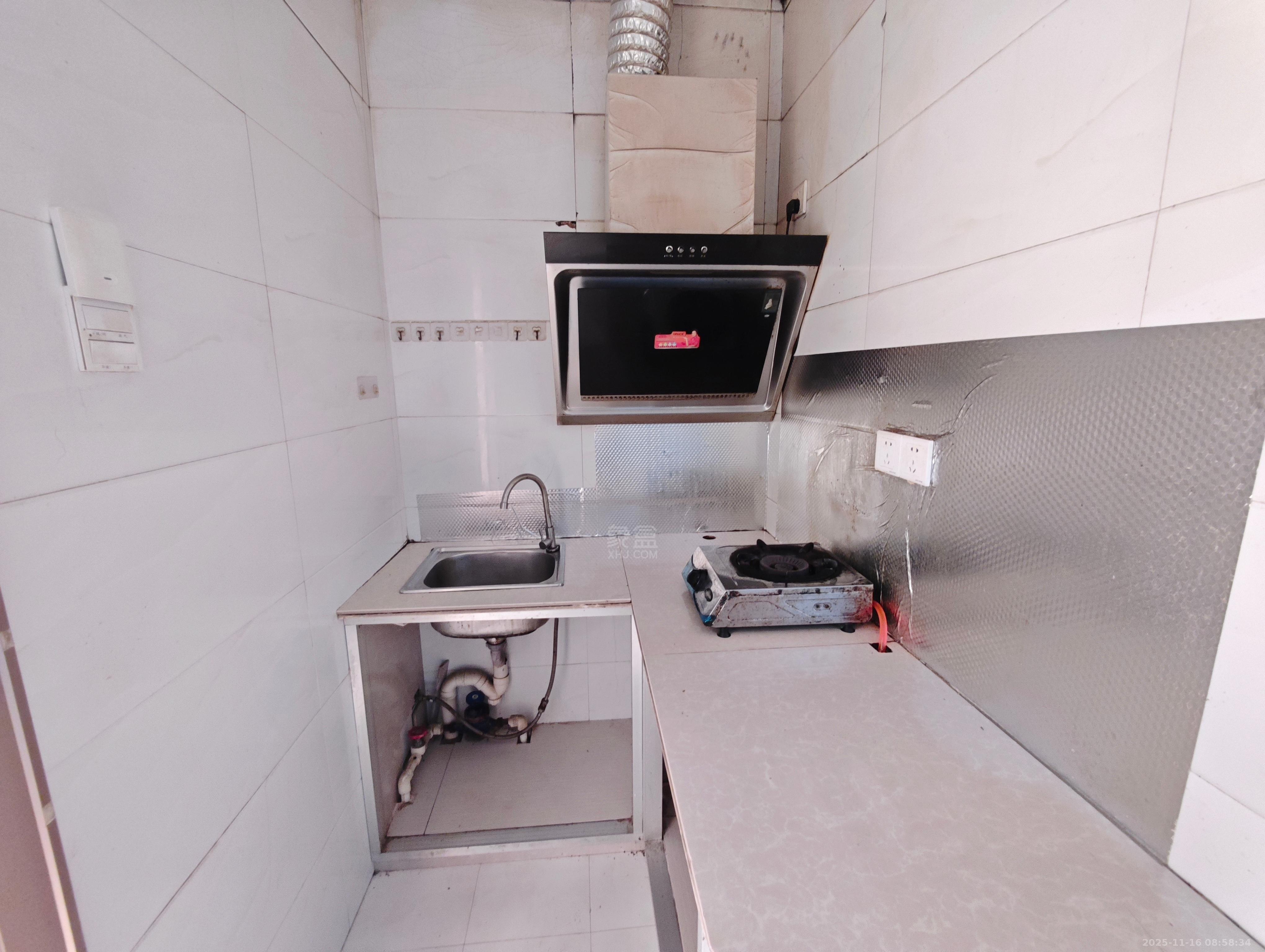 和厚园小区 2室1厅1卫 1350.0元/月 和厚园小区 2室1厅1卫 1350.0元/月室内图