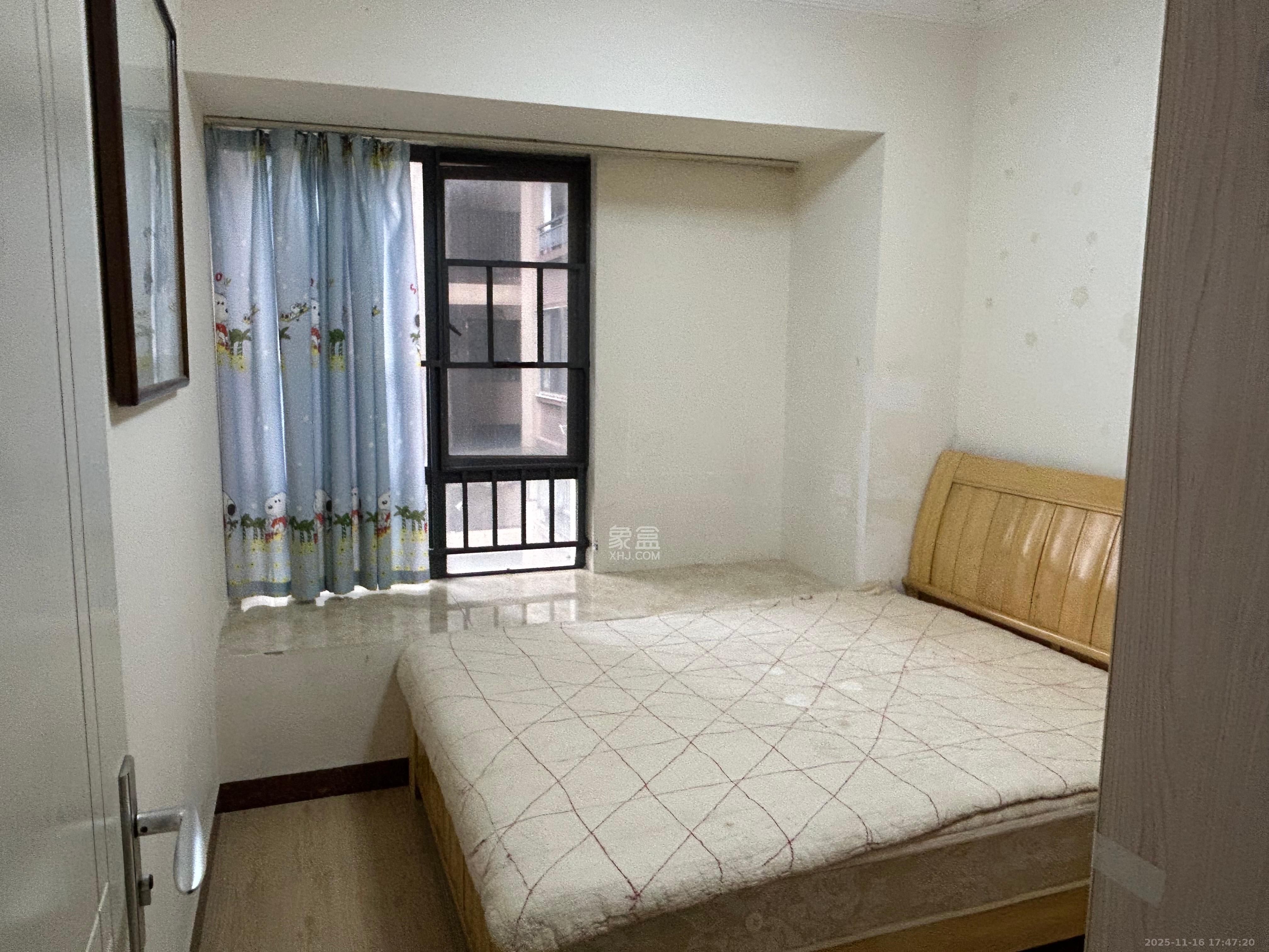 香樟兰亭(朗峰苑) 3室2厅1卫 2200.0元/月 香樟兰亭(朗峰苑) 3室2厅1卫 2200.0元/月室内图