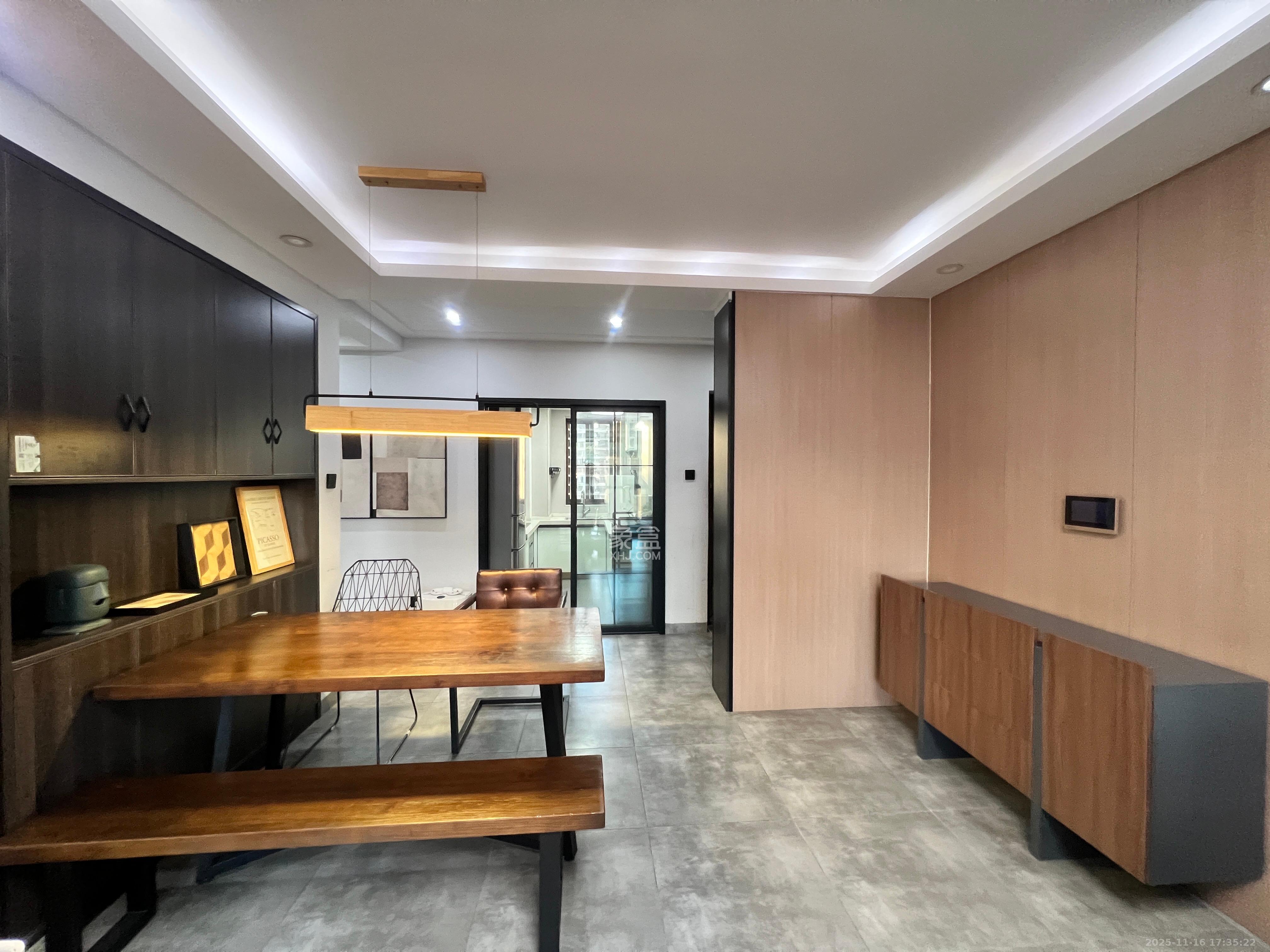 梅溪正荣府  4室2厅2卫    155.0万