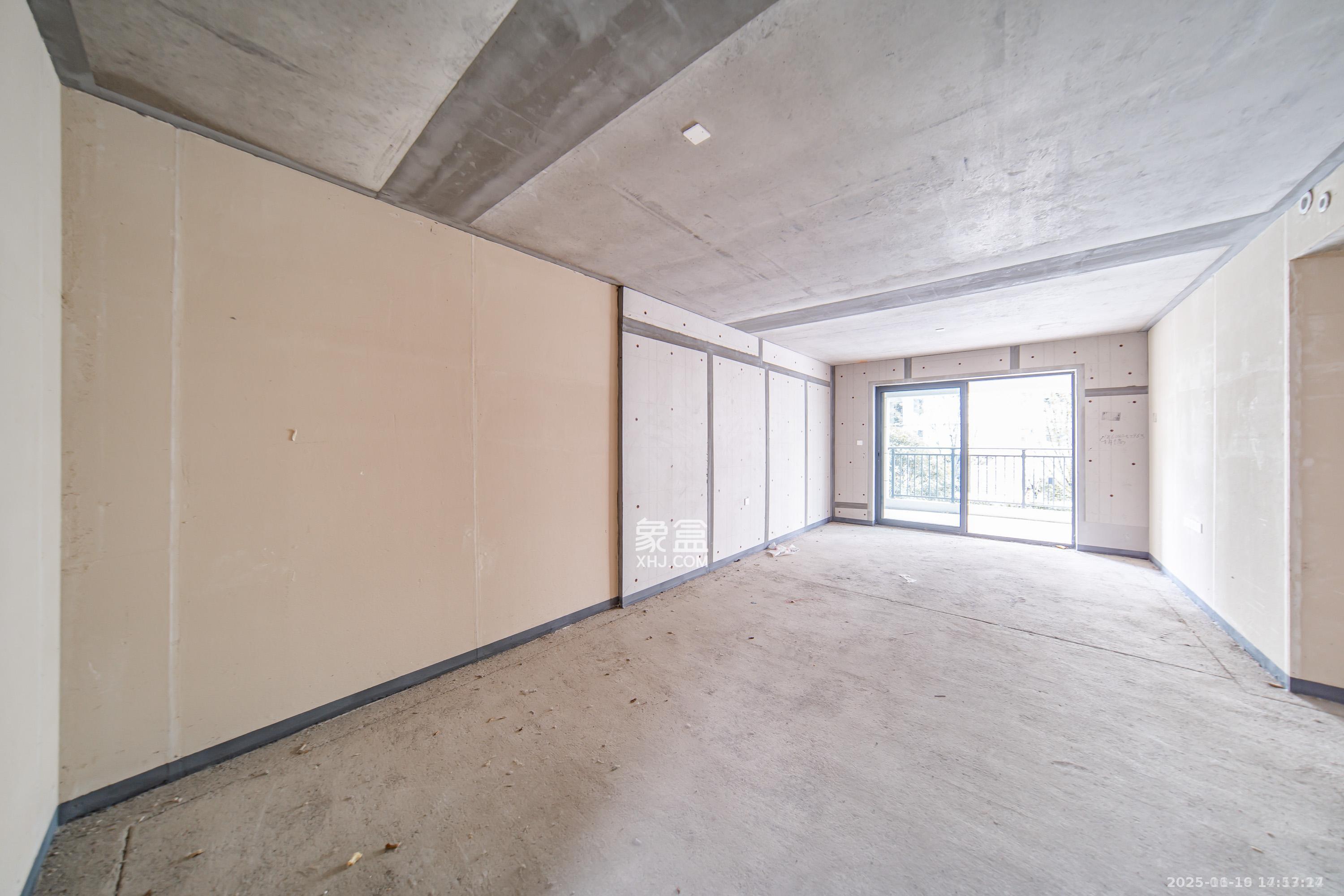 保利长交锦上  3室2厅1卫    1500.0元/月室内图