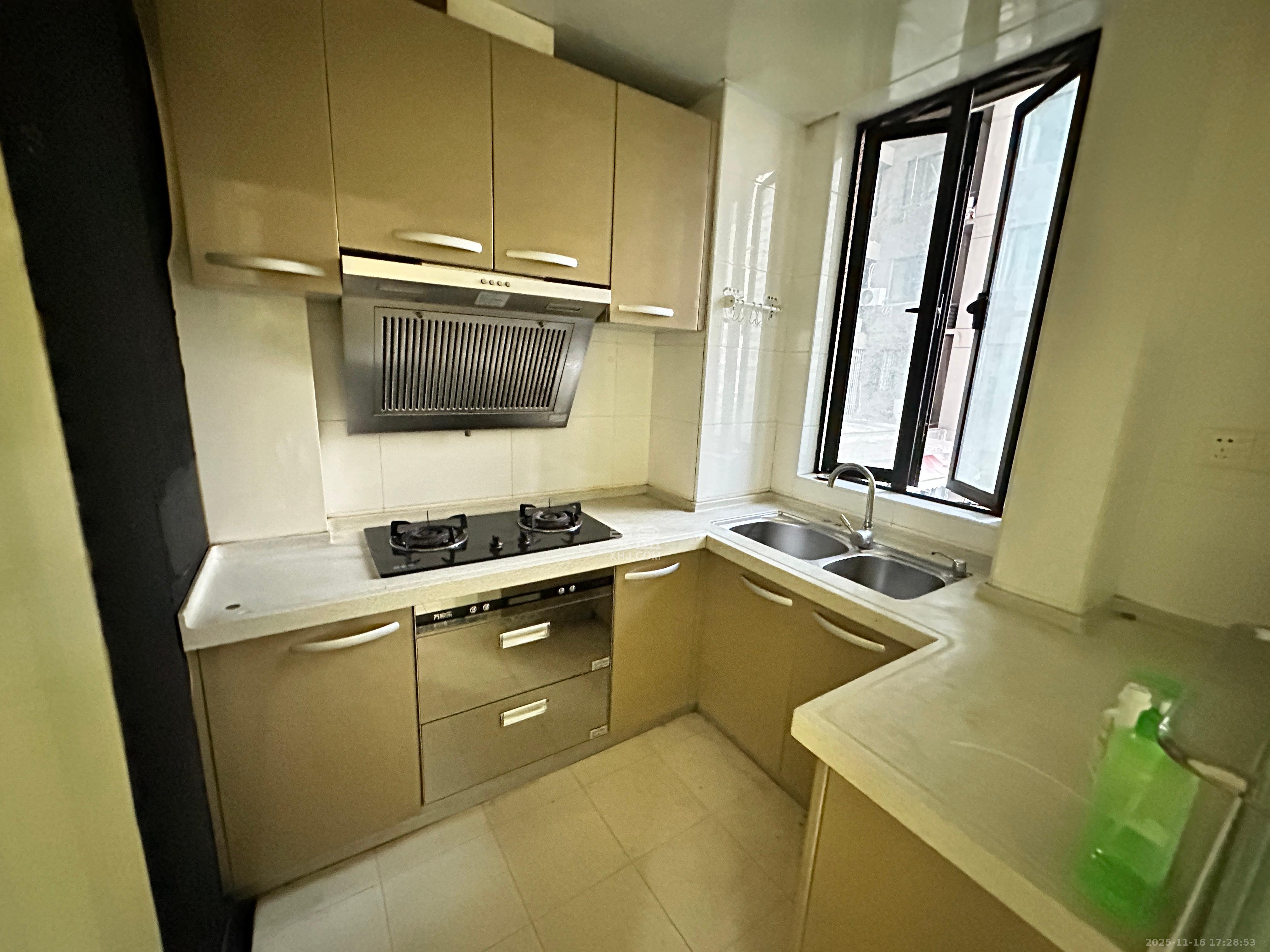 印象天心  1室1厅1卫    2000.0元/月室内图