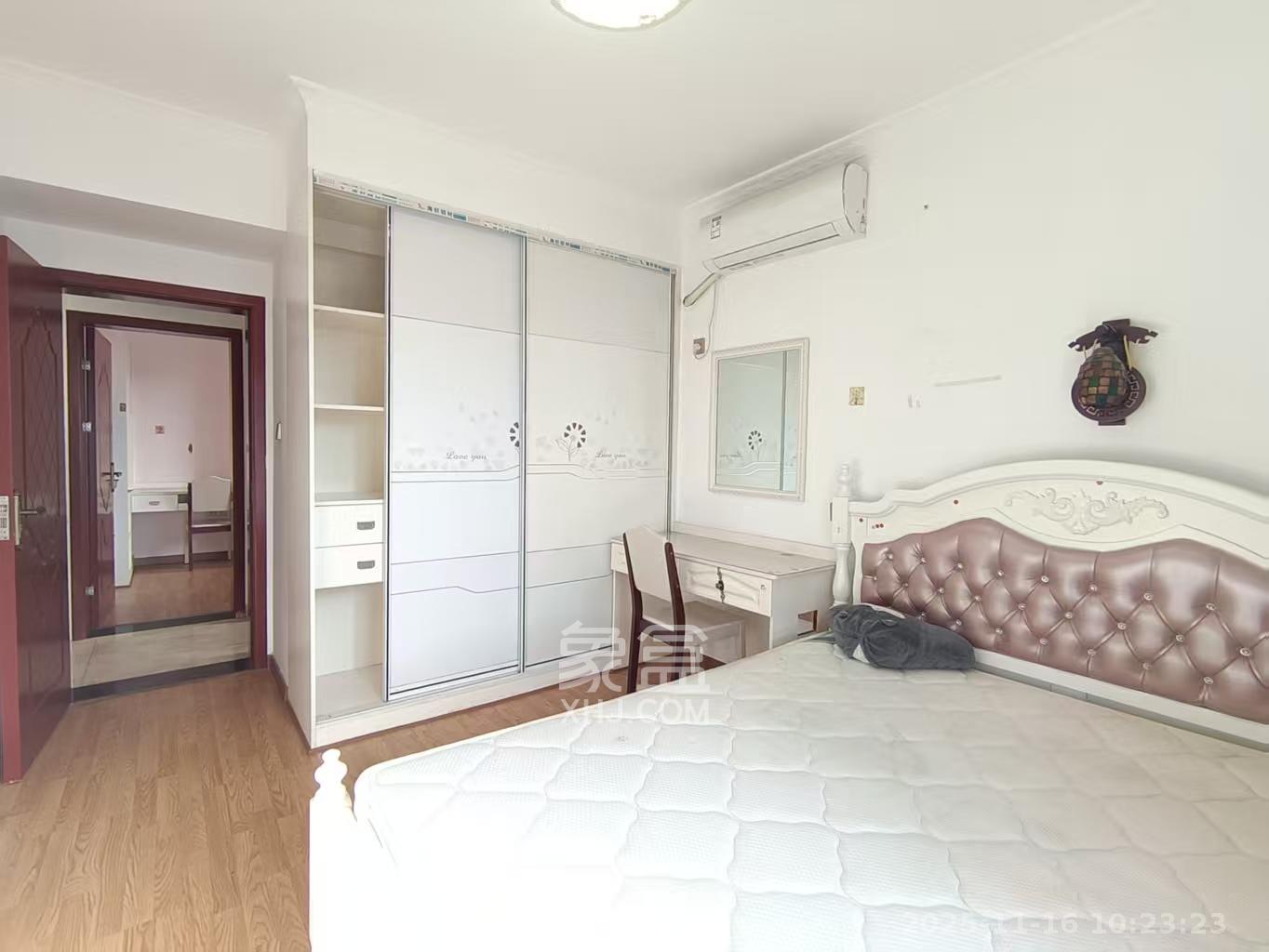 筑梦星园  3室2厅1卫    2000.0元/月室内图