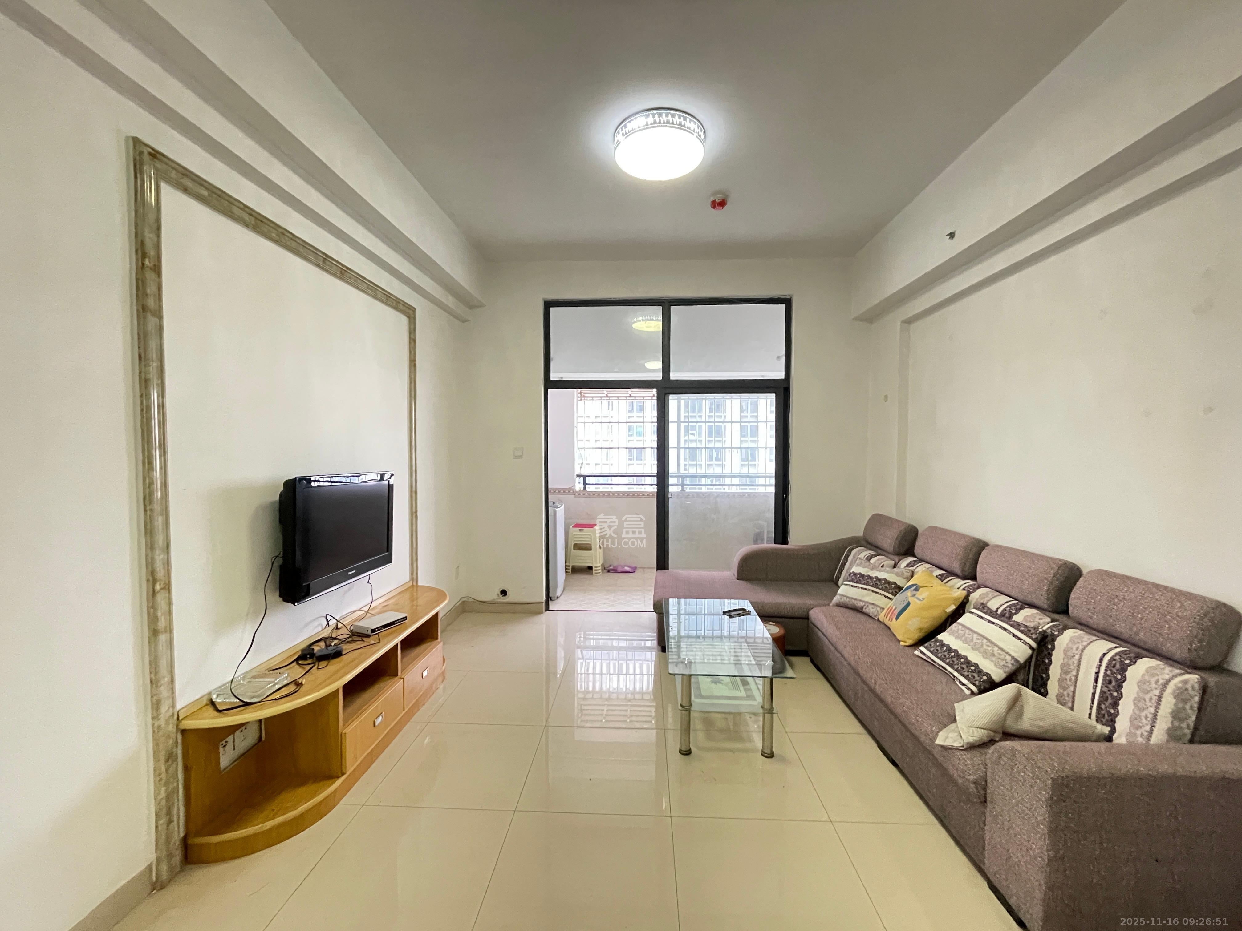 和隆花半里  3室2厅2卫    3000.0元/月